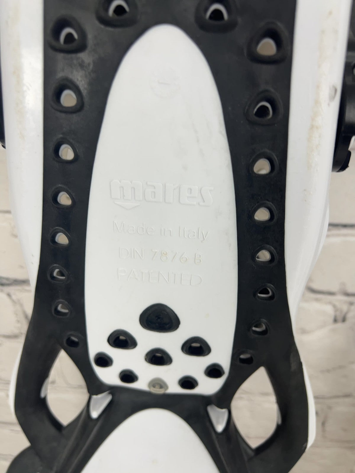 Mares X-Stream Black White Open Heel Strap Scuba Diving Fins Regular