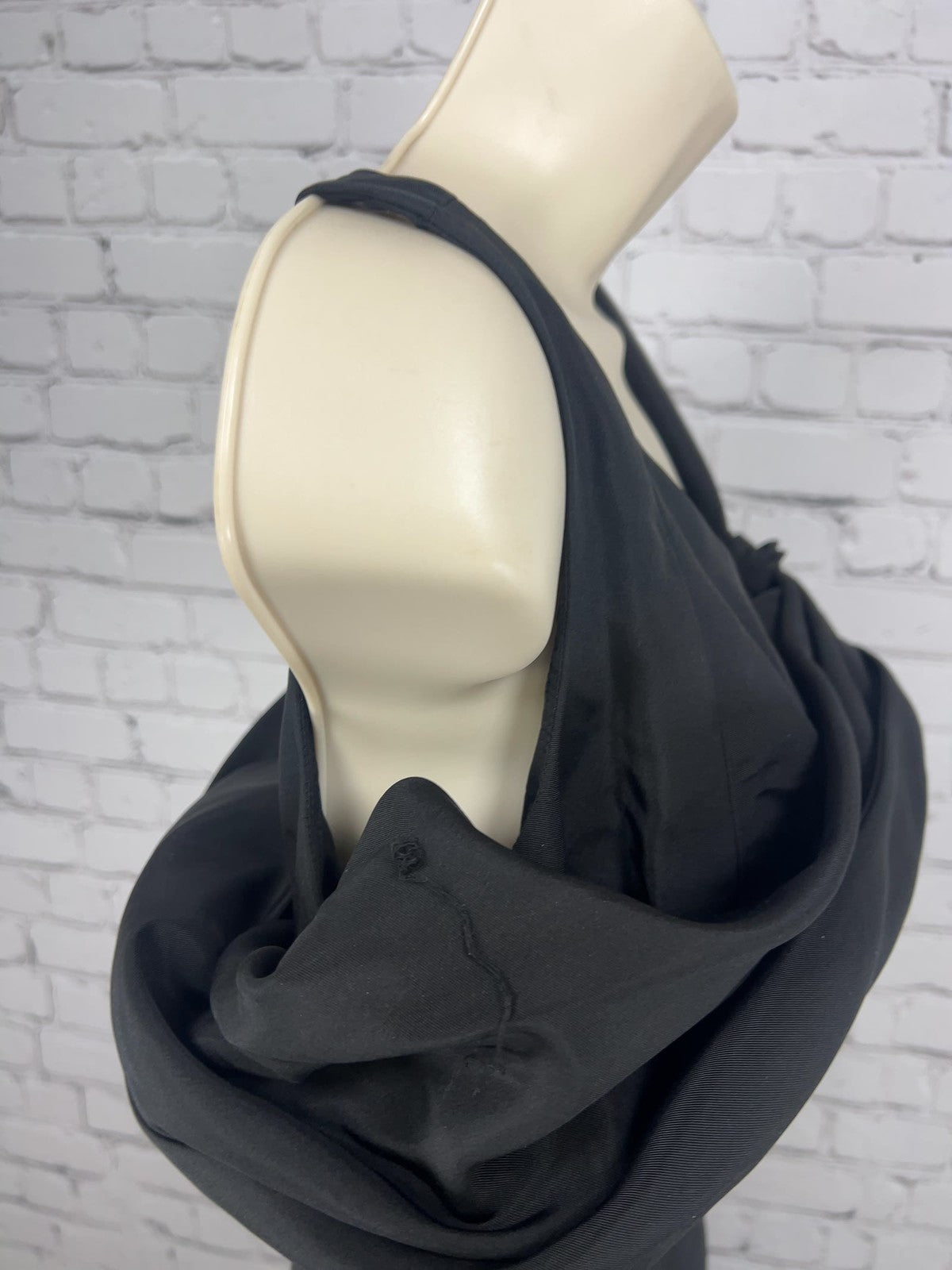 Rickie Freeman Teri Jon Black 100% Silk Twist Neck Sheath Dress 8