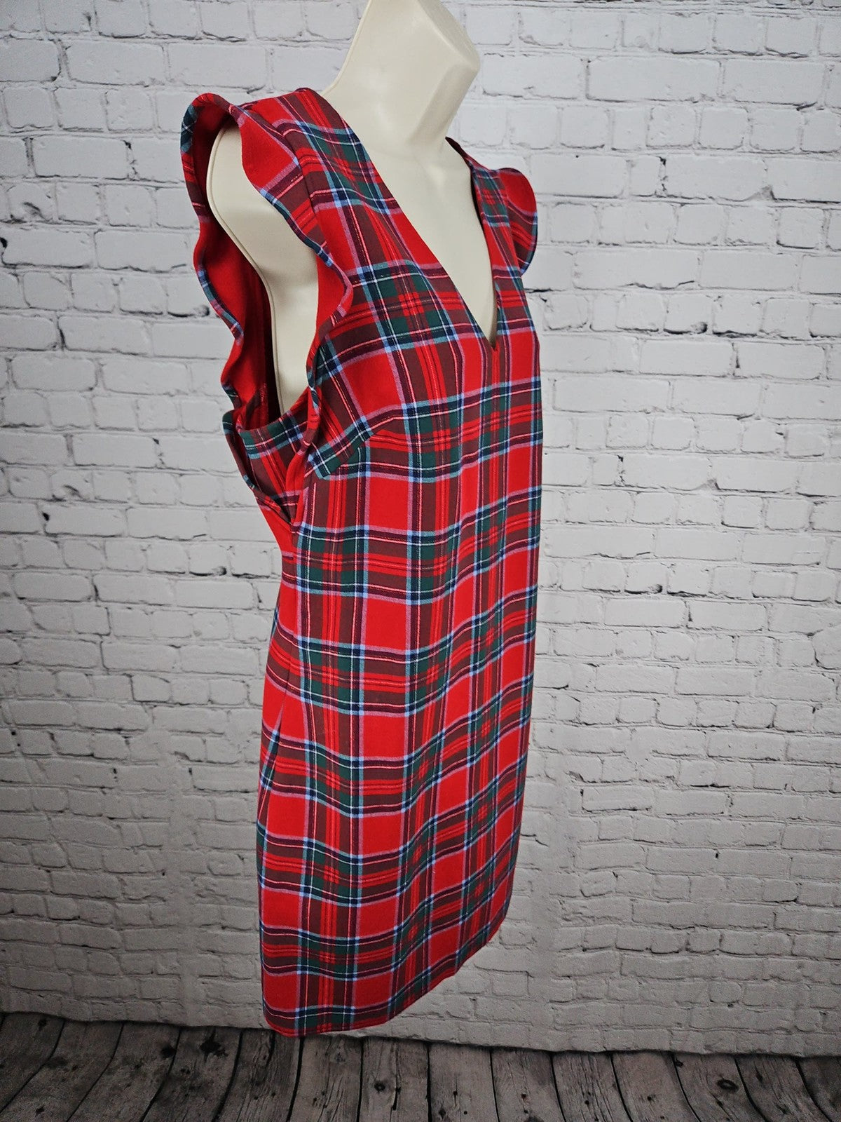 NWD Vineyard Vines Red Tartan Plaid Ruffle V Neck Lined Shift Dress Women's 10