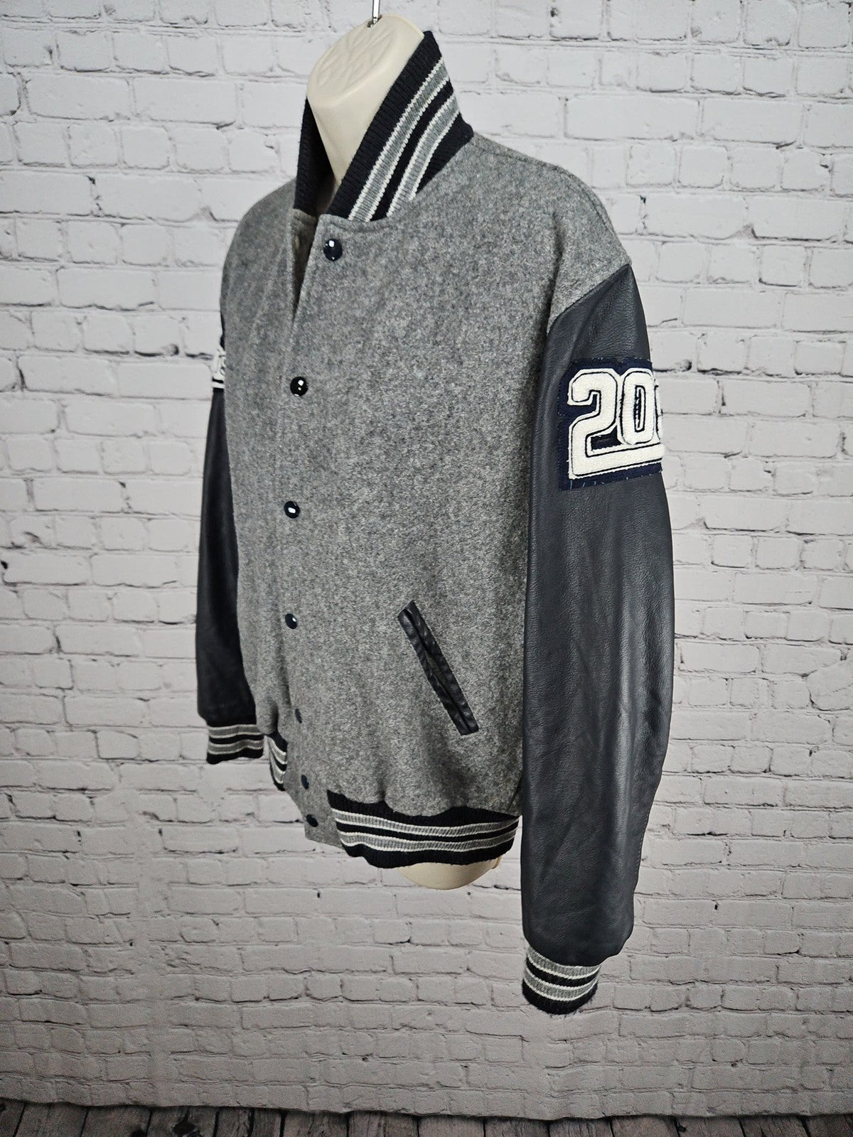 Neff Titans 2006 Gray Navy Wool Leather Varsity Letterman Jacket USA M