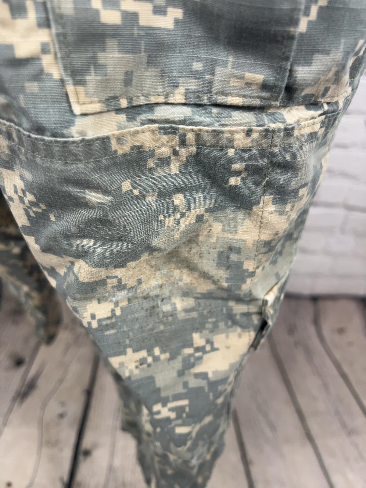 US Army ACU Digital Camo Combat Uniform Coat Pants Set Small X-Short (30X27.5) (2)