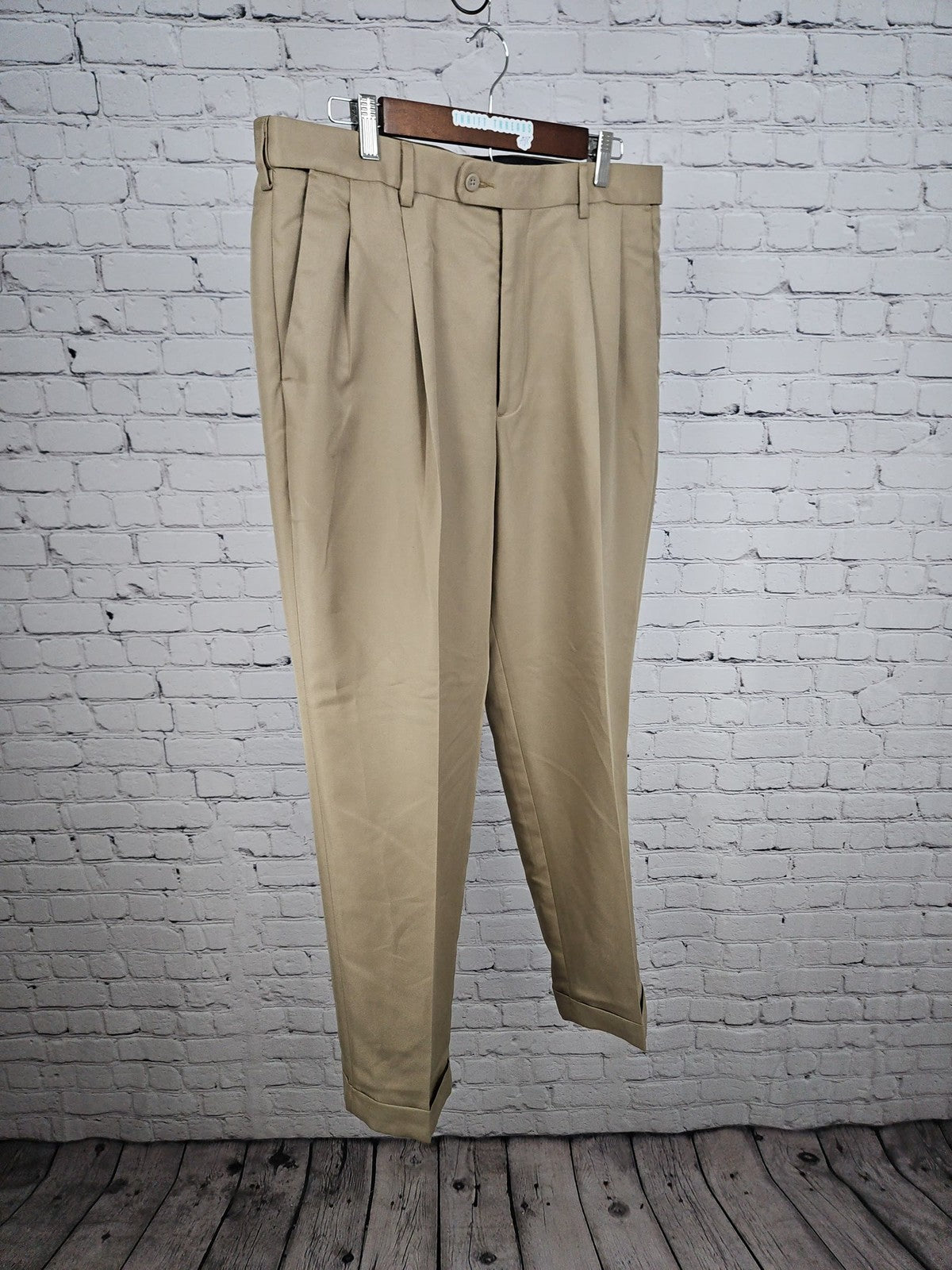 Savane Khaki 100% Polyester Pleated Front Cuffed Dress Pants Mens 36
