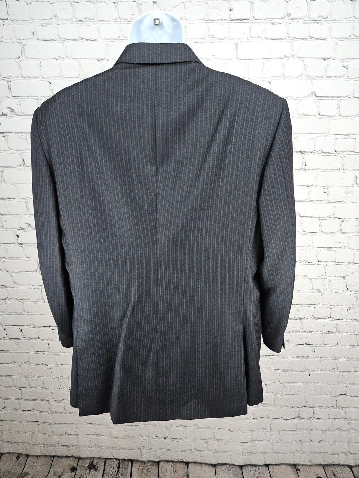 VTG Canali Charcoal Pinstripe Super 120s Wool 2 Button Blazer Sport Coat US 48R