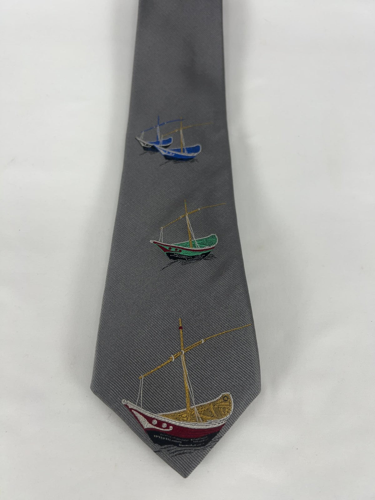 VTG Perry Ellis Handmade Gray Silk Nautical Sailboat Print Men's Neck Tie