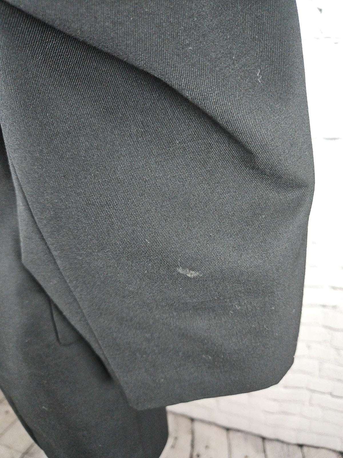 Jones New York Black 100% Wool Satin Notch 2 Button Tuxedo Jacket 42R