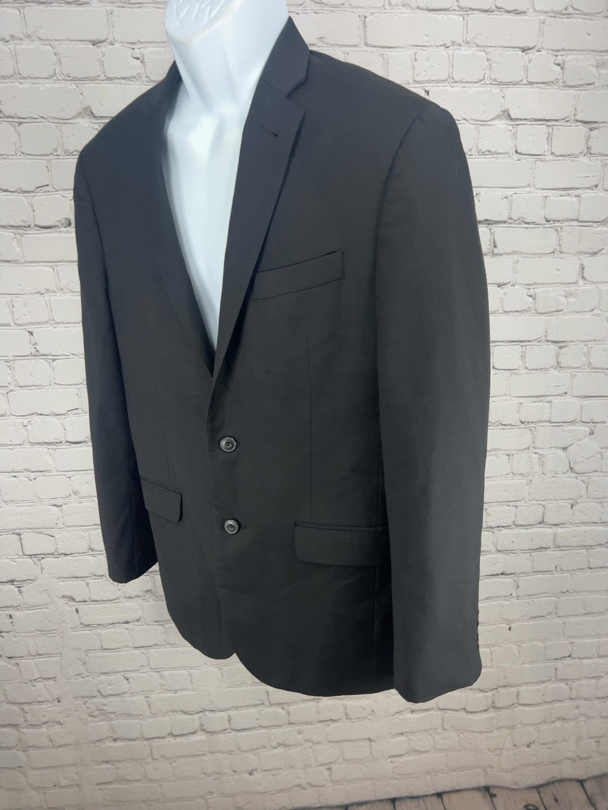 Jos A Bank Black 100% Wool Slim Fit 2 Button Blazer Sport Coat 40R