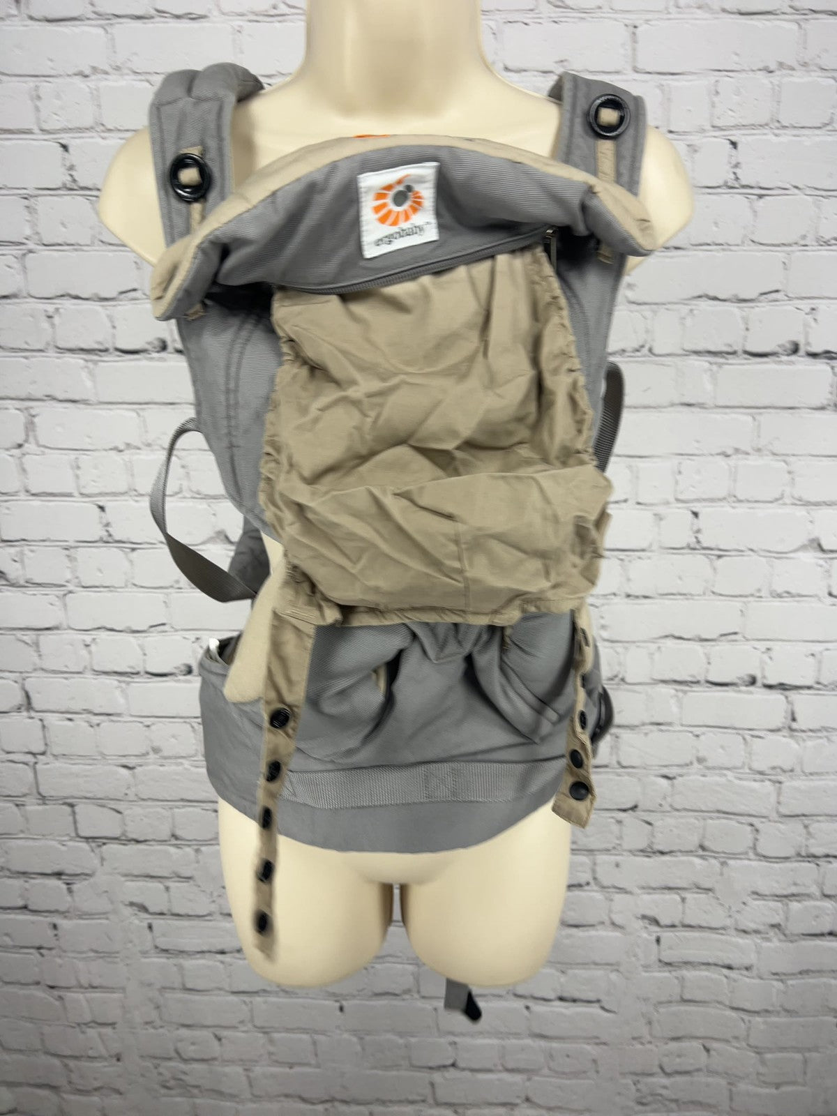 Ergobaby Four Position 360 Grey Beige Cotton Baby Carrier 12-33 lbs