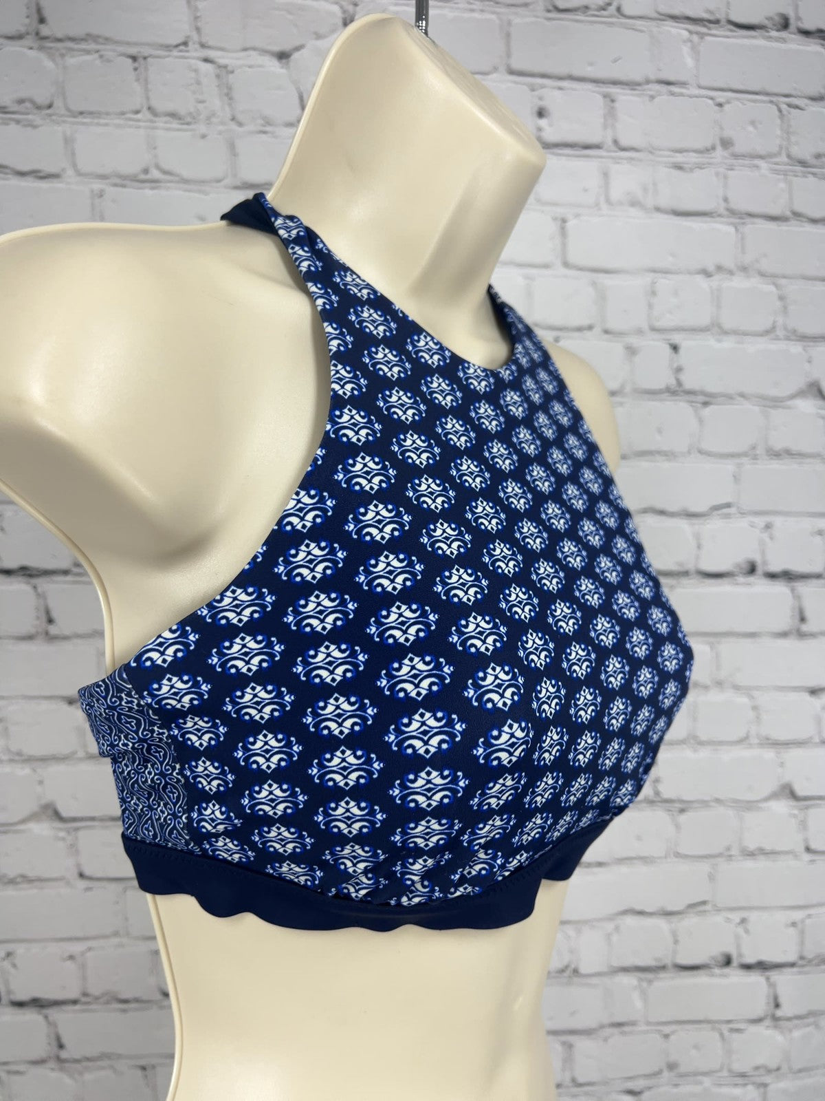 Athleta Navy Medallion High Neck Crisscross Underwire Bikini Top 32D/DD
