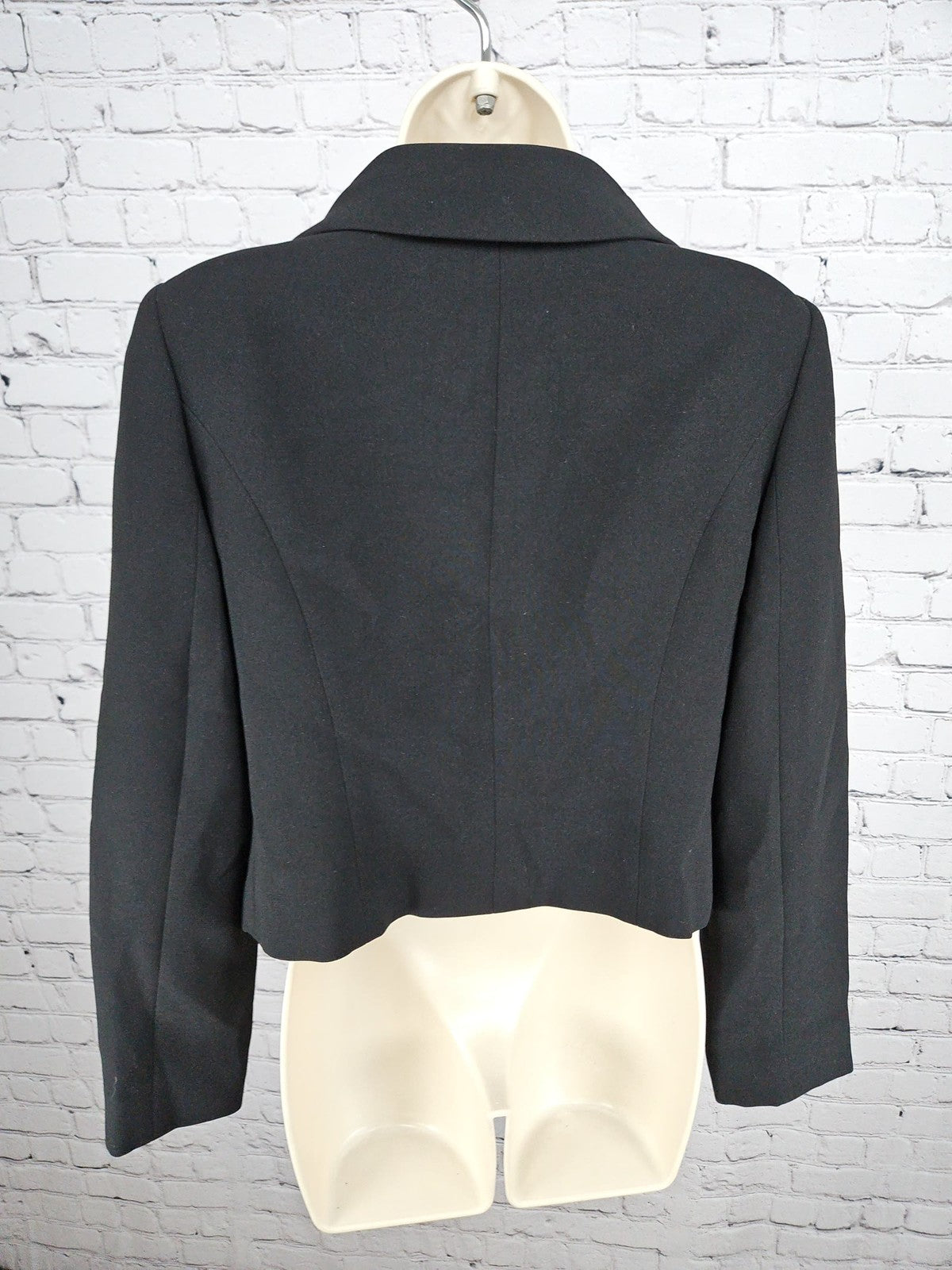 Tahari Arthur S Levine Black Rhinestone Button Cropped Collared Jacket 6P