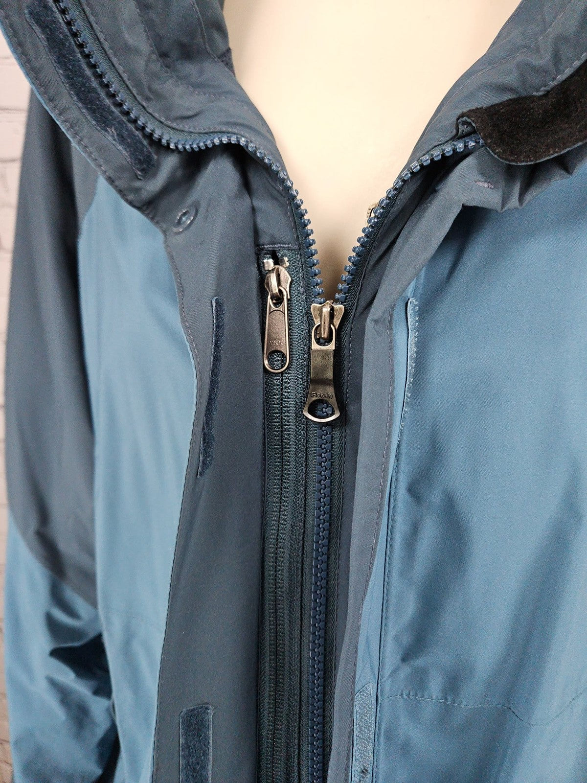 Rohan Axiom II Teal Blue Colorblock Hooded Waterproof Rain Jacket Women's L