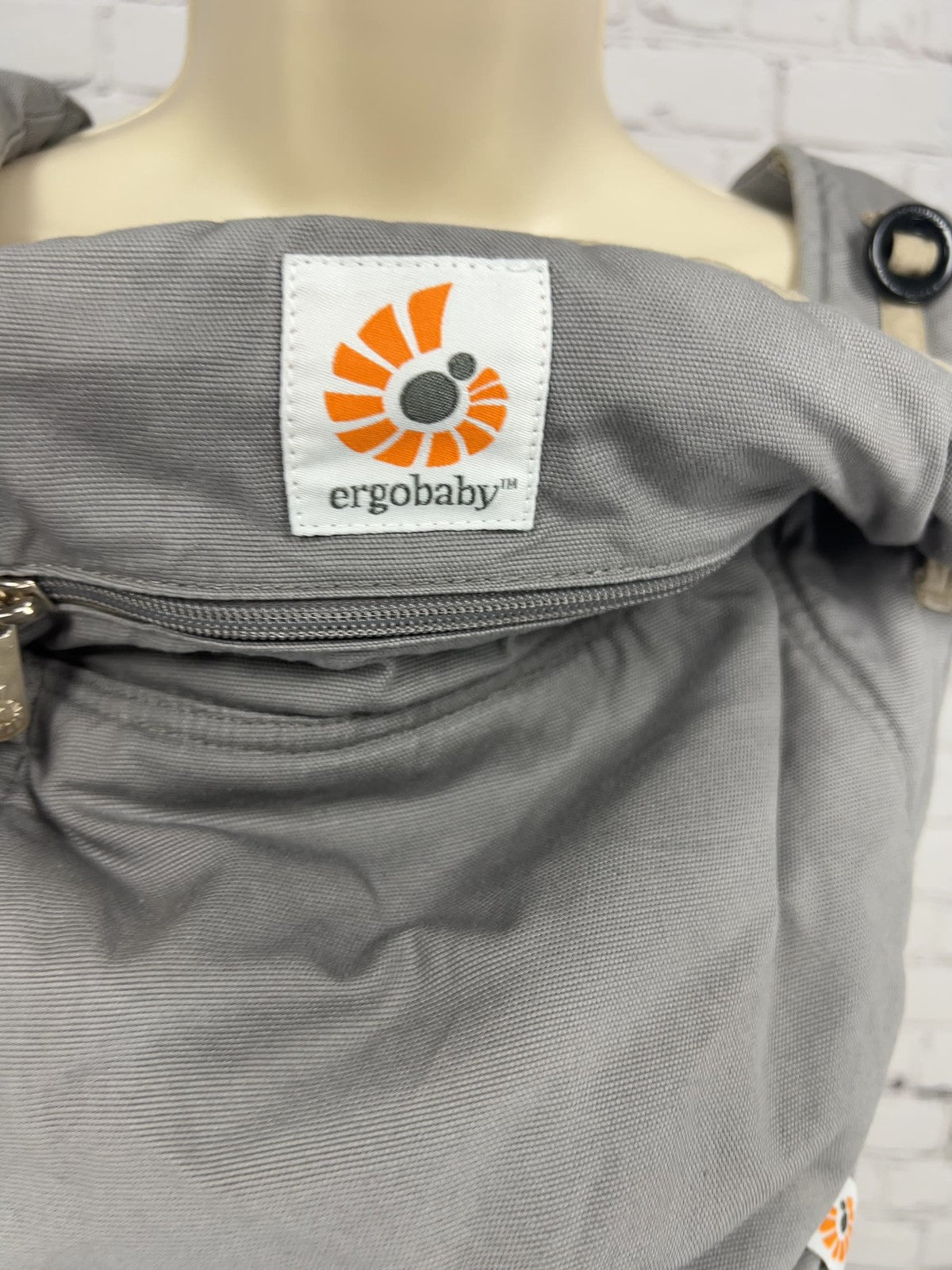 Ergobaby Four Position 360 Grey Beige Cotton Baby Carrier 12-33 lbs