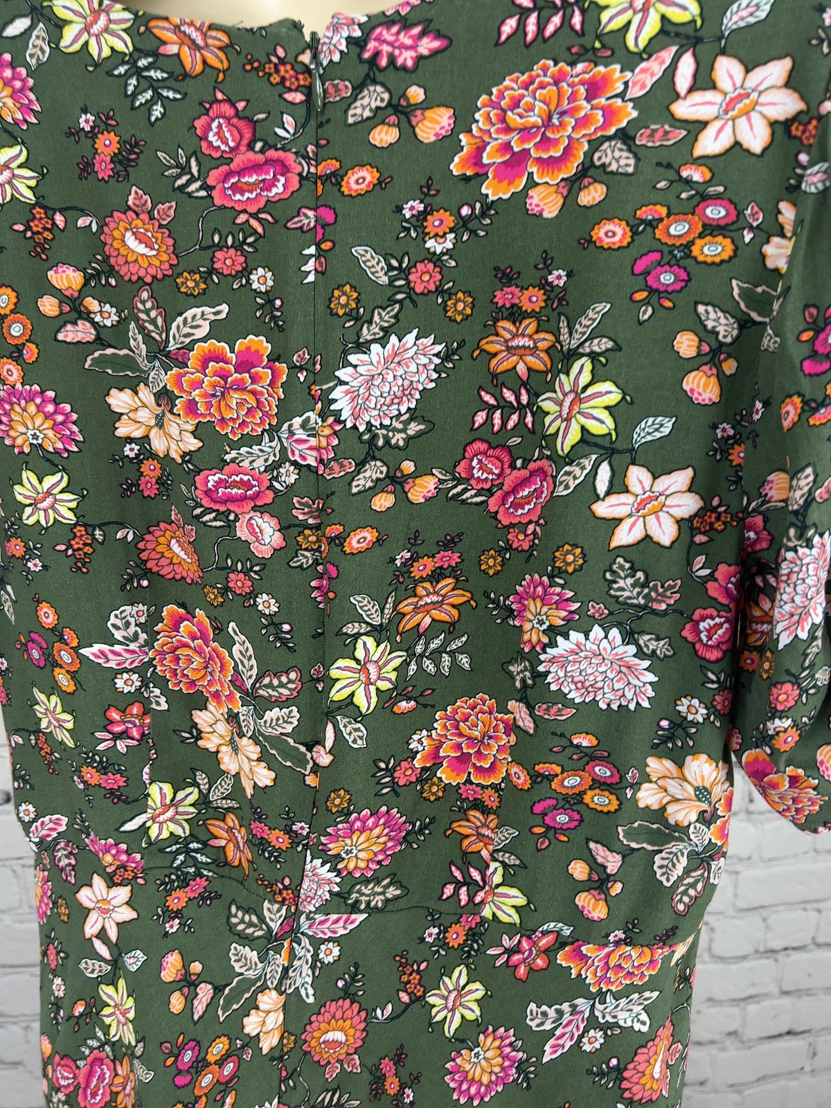 LOFT Olive Green Floral Viscose V Neck Short Sleeve Lined Midi Dress 10