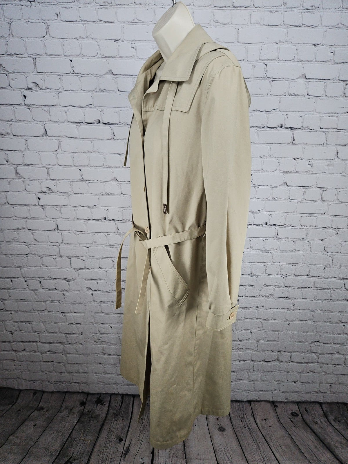 VTG London Fog Maincoats Khaki Hooded Belted Long Trench Raincoat Women's 12