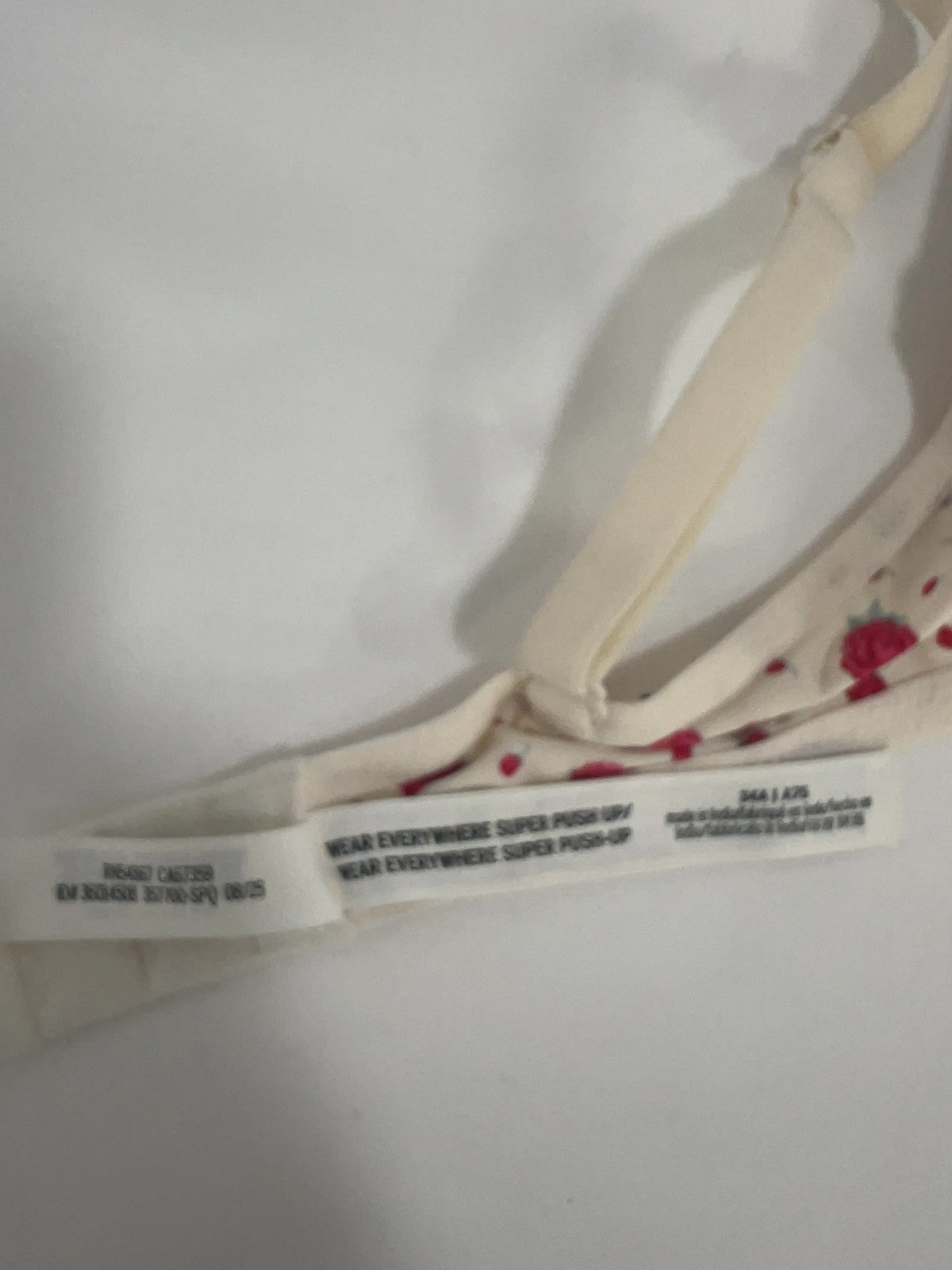 Victoria's Secret PINK Cream Rose Wear Everywhere Super Push Up Bra 34A