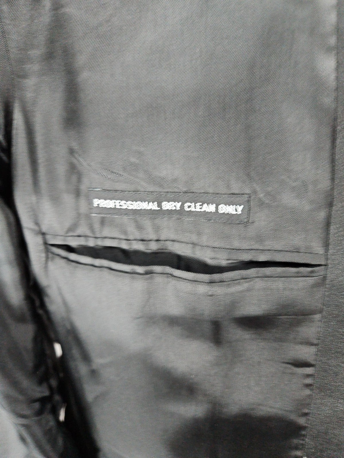 Jones New York Black 100% Wool Satin Notch 2 Button Tuxedo Jacket 42R