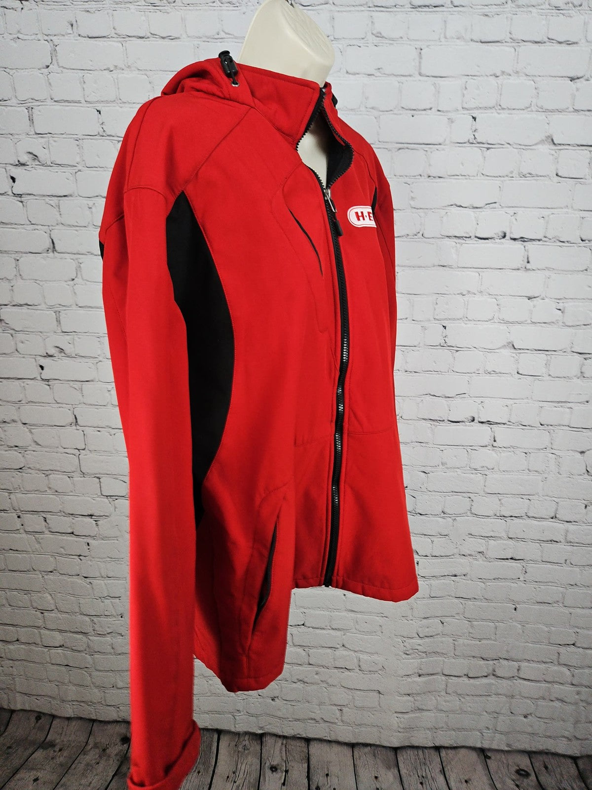 Ukrop's Threads H-E-B Red Black Fleece Lined Hooded Softshell Jacket 2X