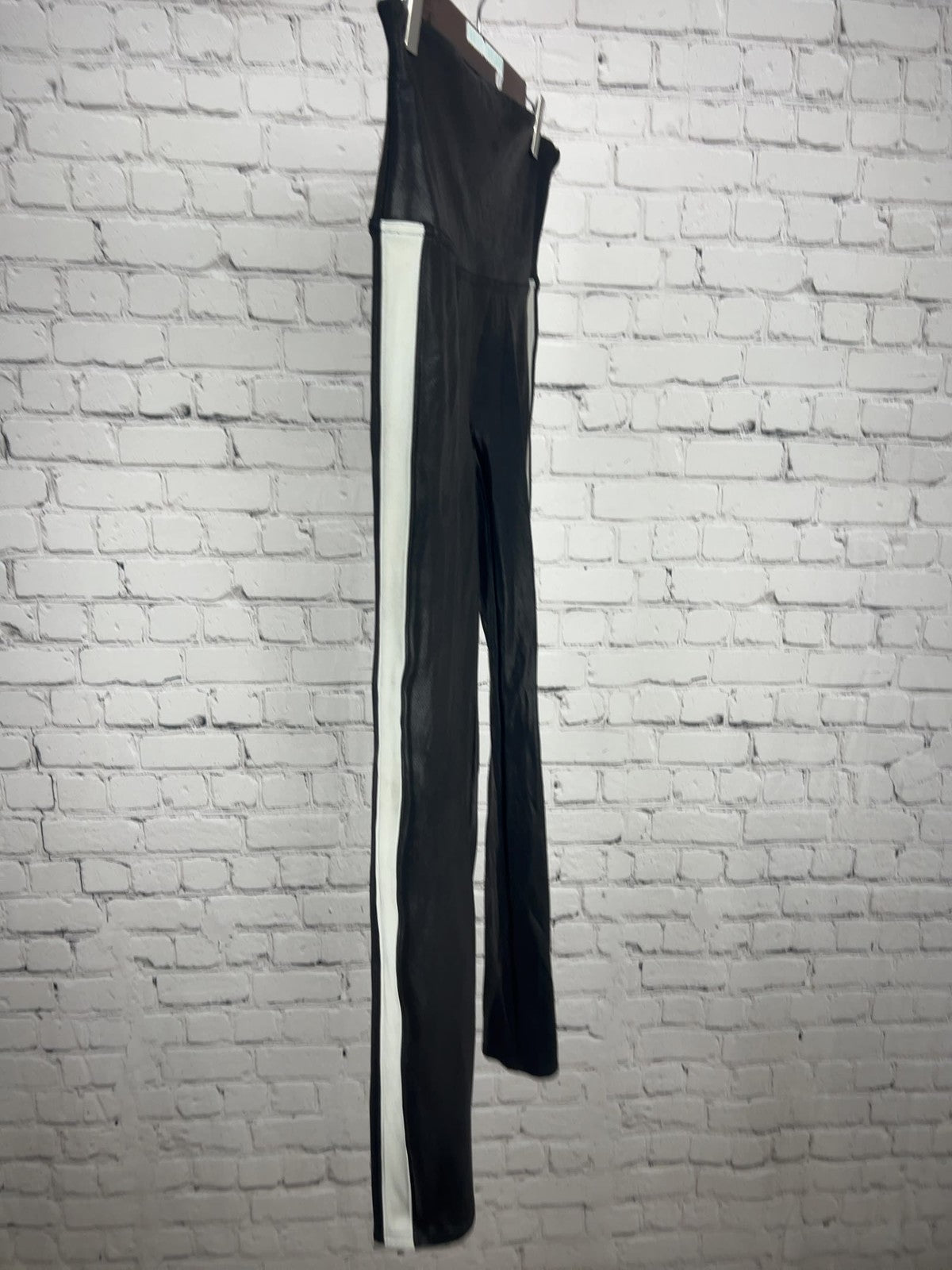 Spanx Faux Leather Black White Side Stripe Leggings Women's XL (30X27)