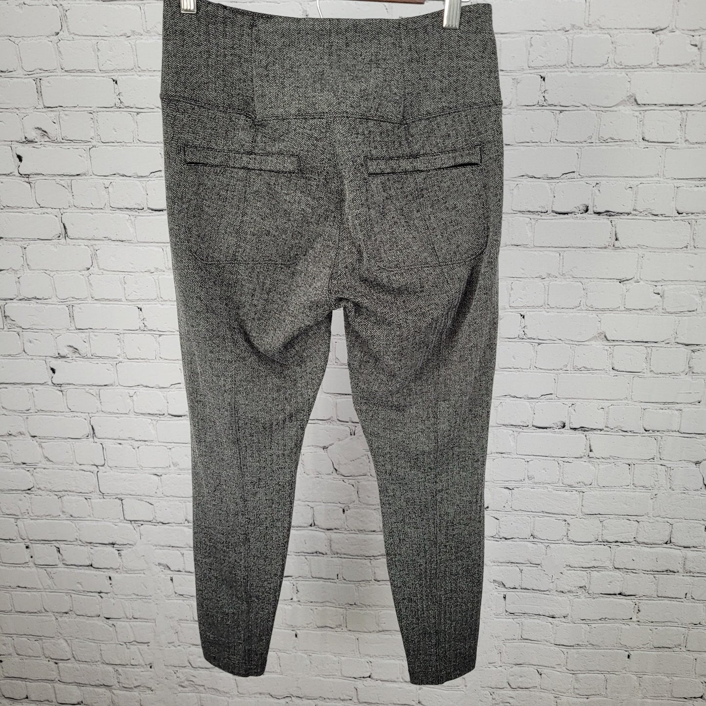 Athleta Delancey Herringbone Tight Grey Yoga Pants Size Medium M (27x26)