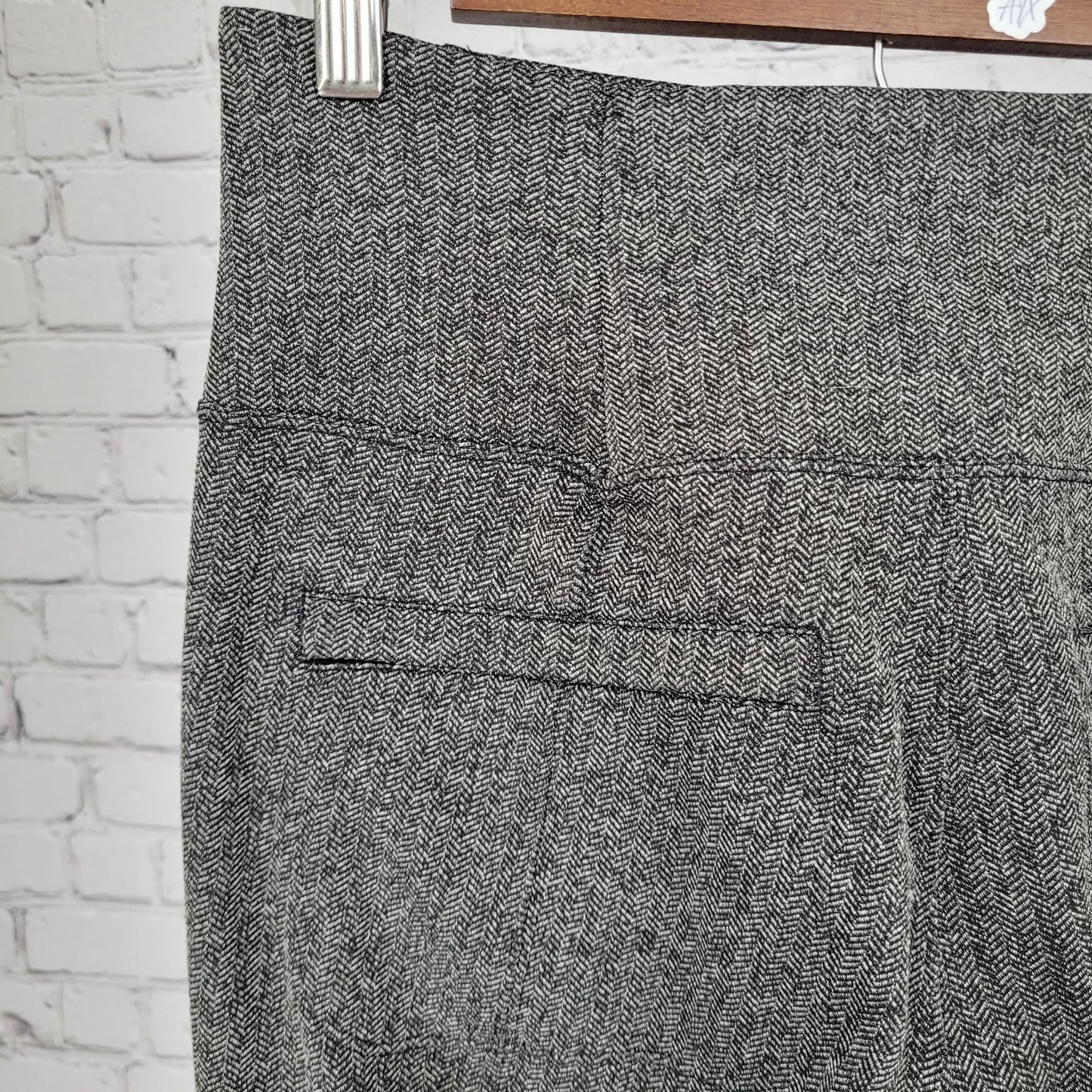 Athleta Delancey Herringbone Tight Grey Yoga Pants Size Medium M (27x26)