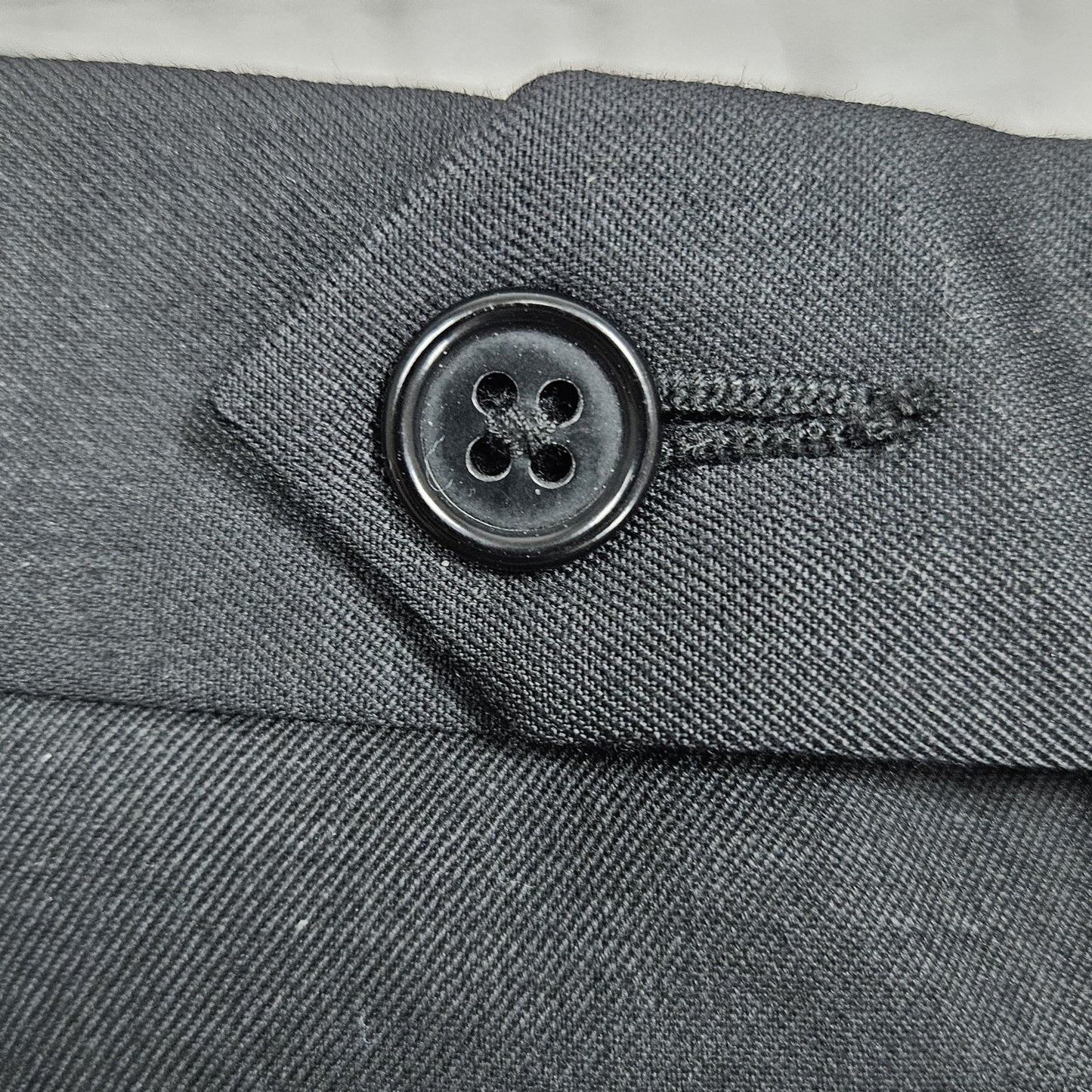 Austin Reed Black 100% Wool Signature Pleated Cuffed Dress Pants 42 (40x31)