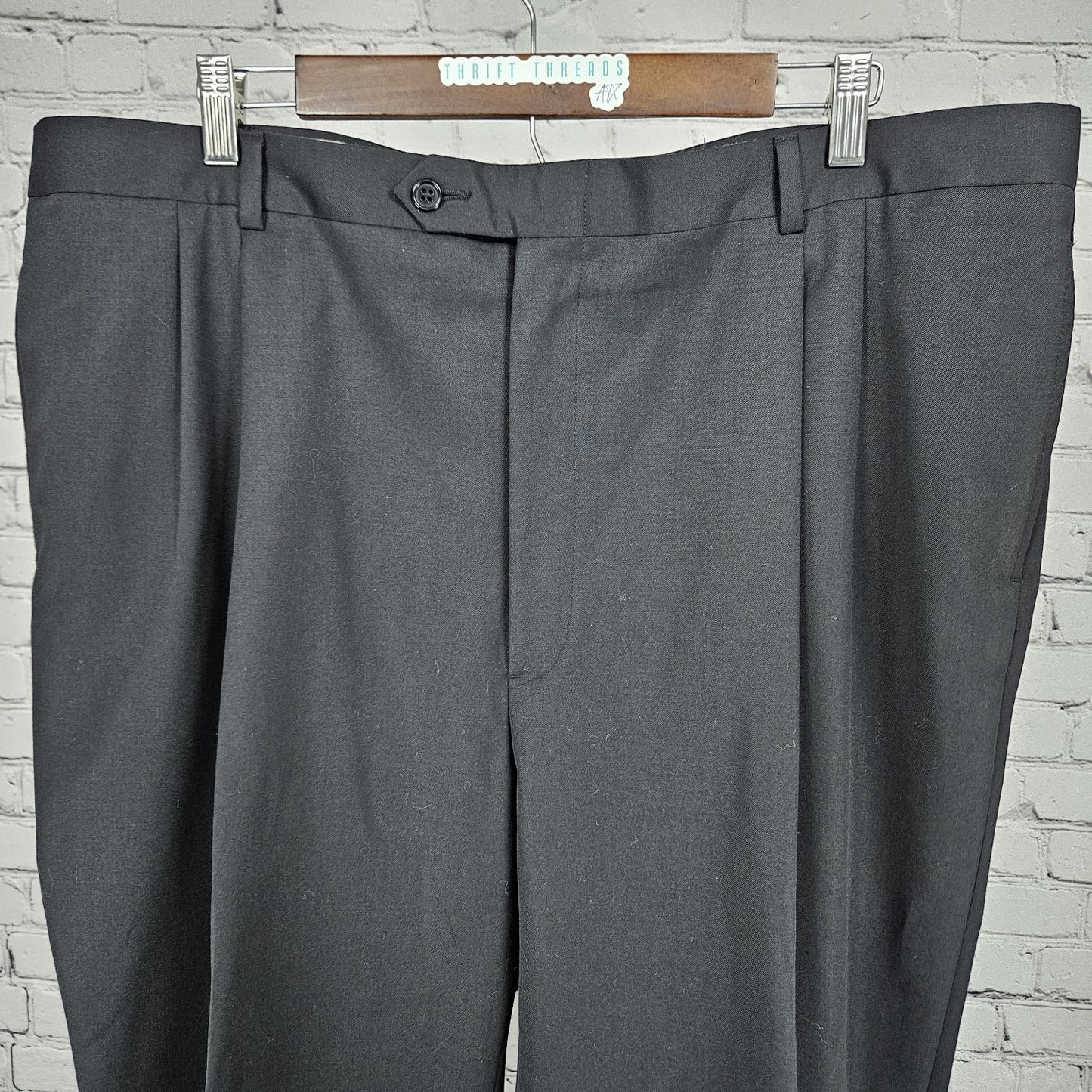 Austin Reed Black 100% Wool Signature Pleated Cuffed Dress Pants 42 (40x31)