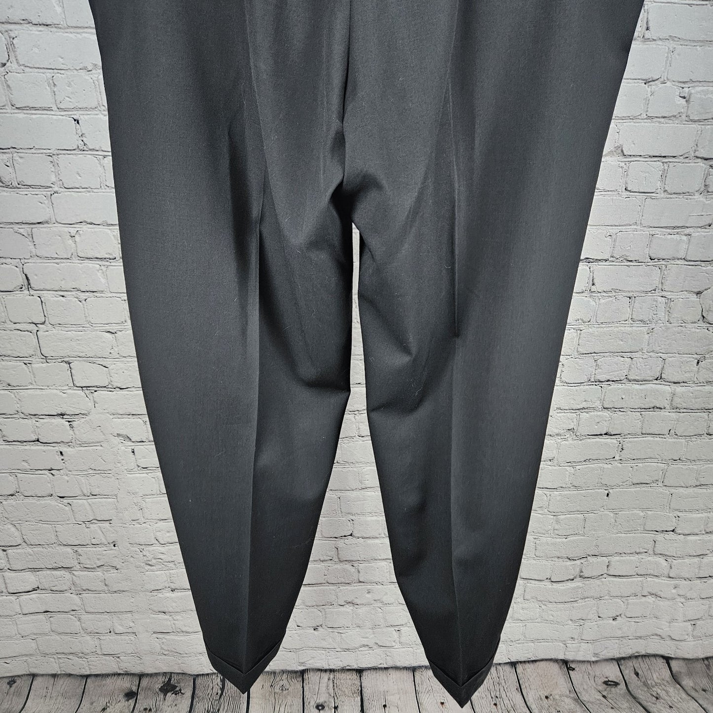 Austin Reed Black 100% Wool Signature Pleated Cuffed Dress Pants 42 (40x31)