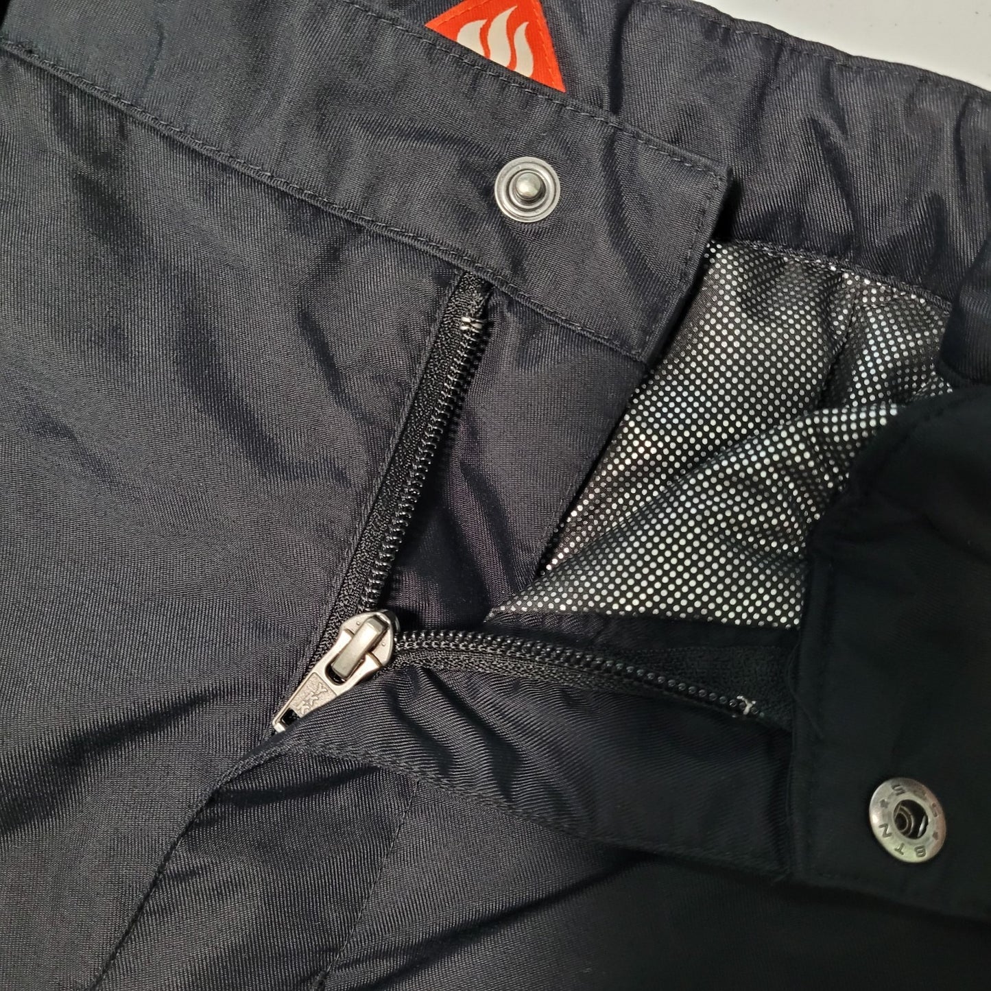 Columbia Black Bugaboo Adjustable Omni Heat Snow Pants Youth Size XL (28x30)