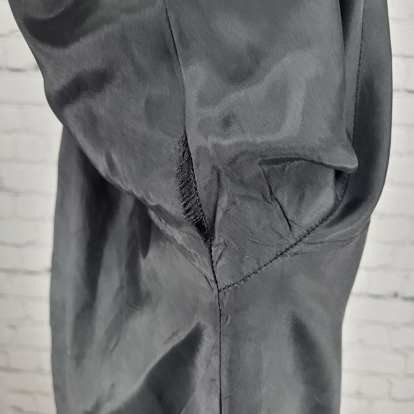 VTG Jofeld Grey Velvet Collar Accents Buttoned Lined Long Over Coat USA Large L