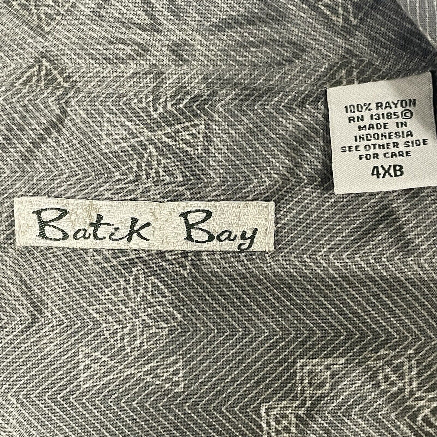 Batck Bay Green Button Up Short Sleeve Shirt Geometric Hawaiian Print Size 4XB