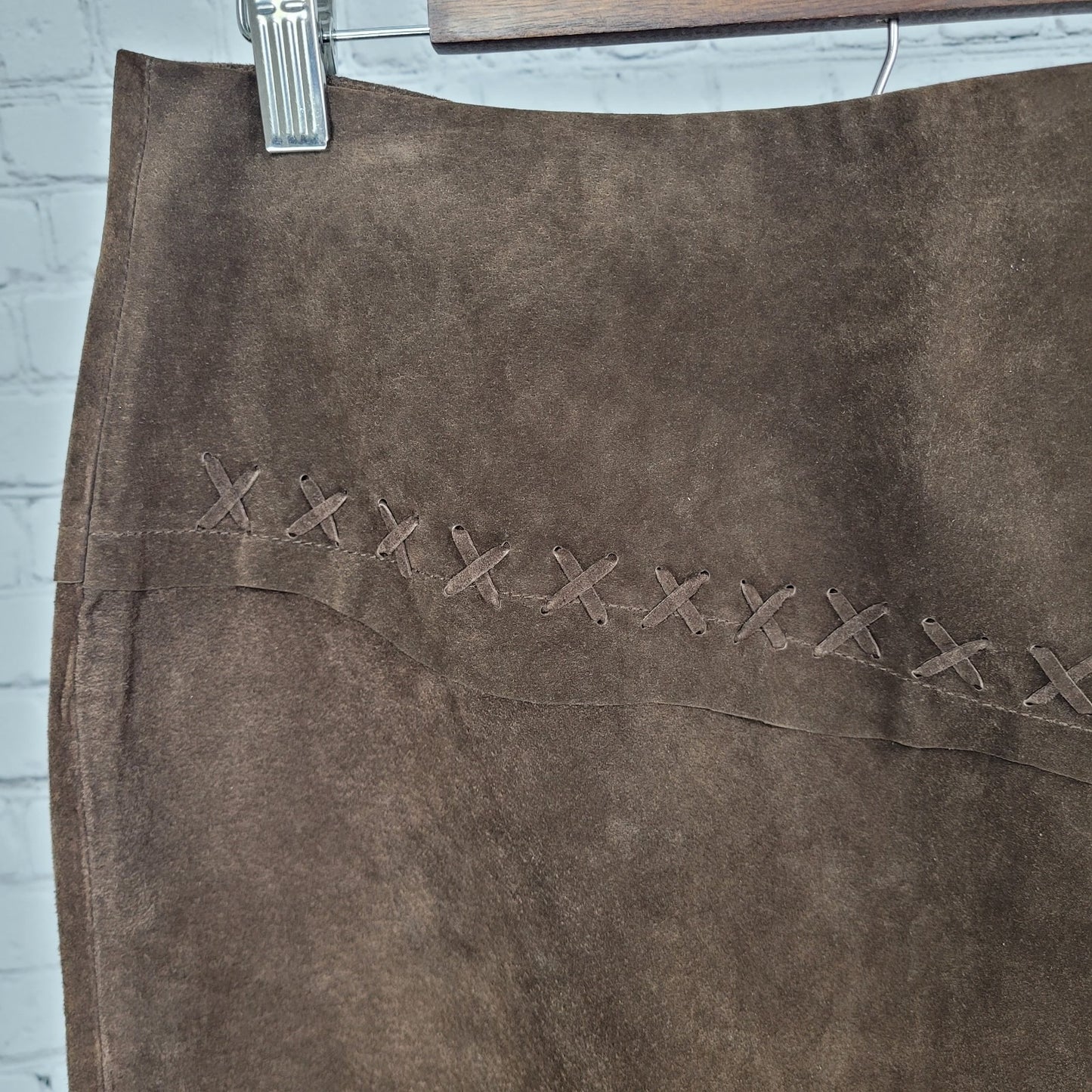Nancy Bolen City Girl Brown Genuine Washable Suede Midi Skirt Size 10 (30x31)