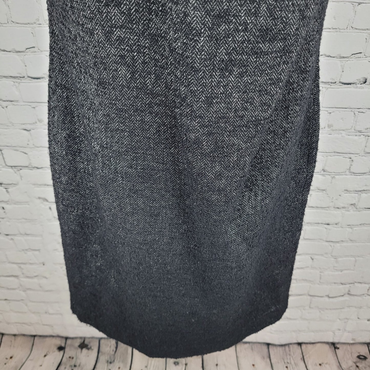 Ann Taylor Black Wool Blend Tweed Pleated Back Slit Lined Sheath Dress Size 4
