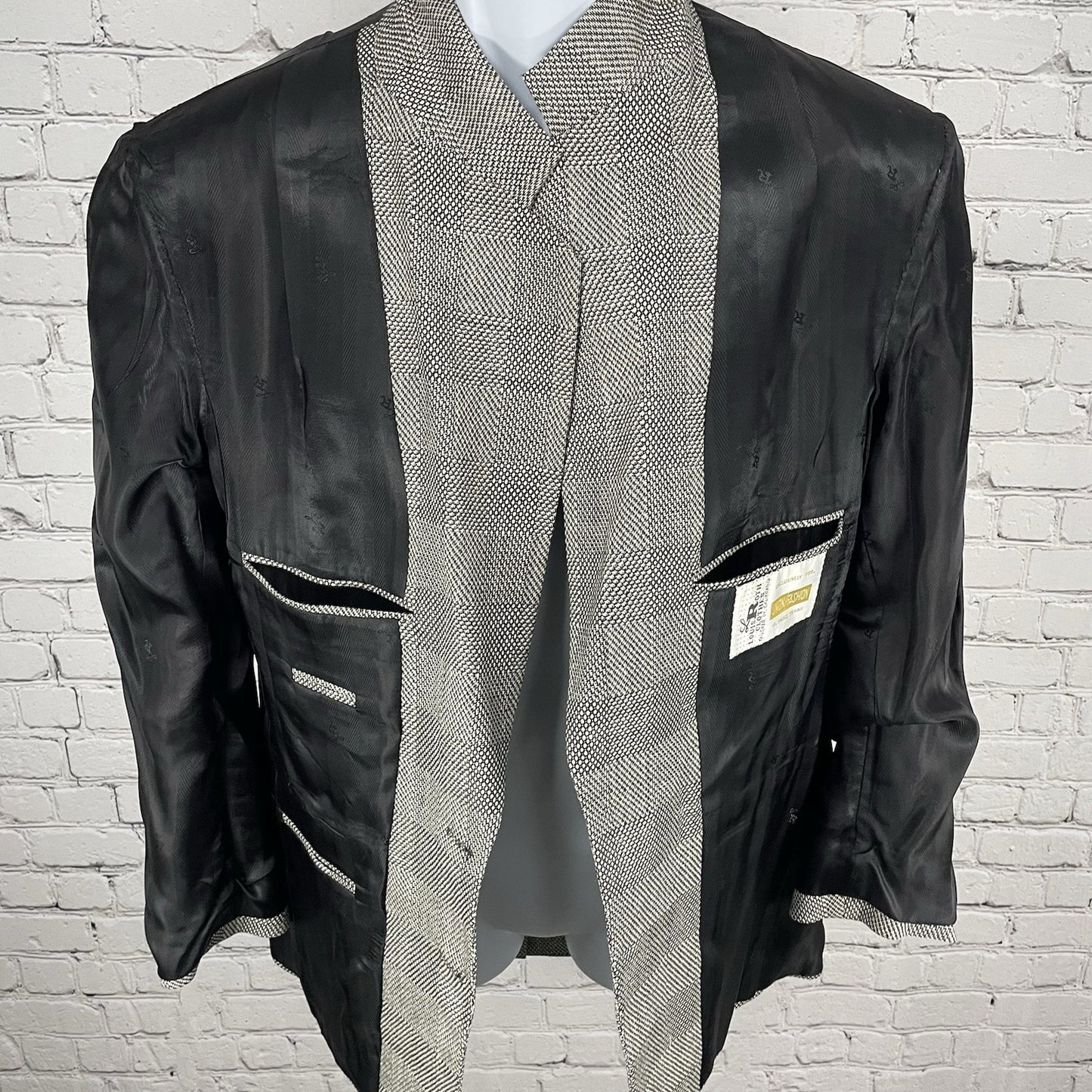 Louis Roth Ivory & Black Check Knit 2 Button Blazer Sport Coat USA Made Size 38R