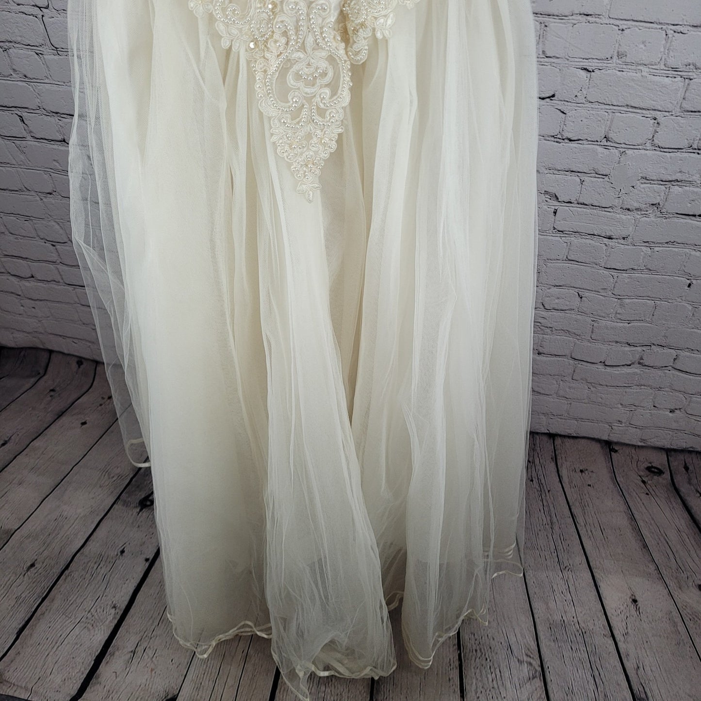 Pallas Athena Ivory Satin Embroidered Beaded Bridal Wedding Dress Gown Size P12