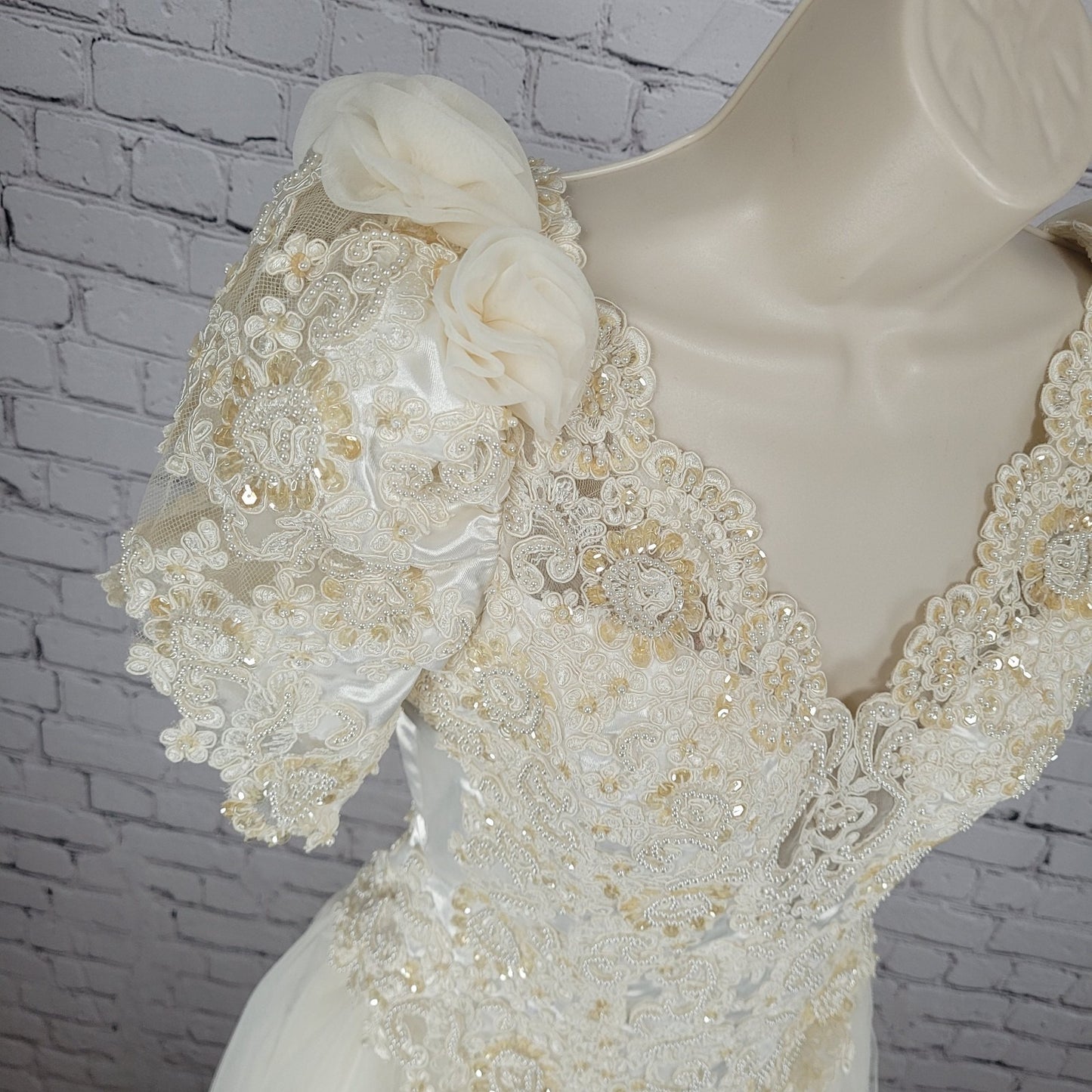 Pallas Athena Ivory Satin Embroidered Beaded Bridal Wedding Dress Gown Size P12