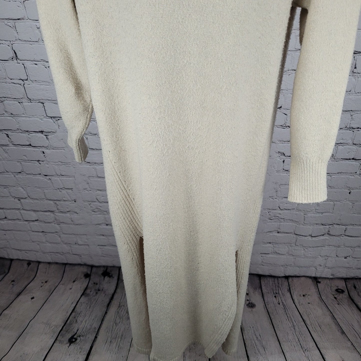 Free People Beige Plunge Long Sleeve Side Slits Maxi Sweater Dress Size Medium M
