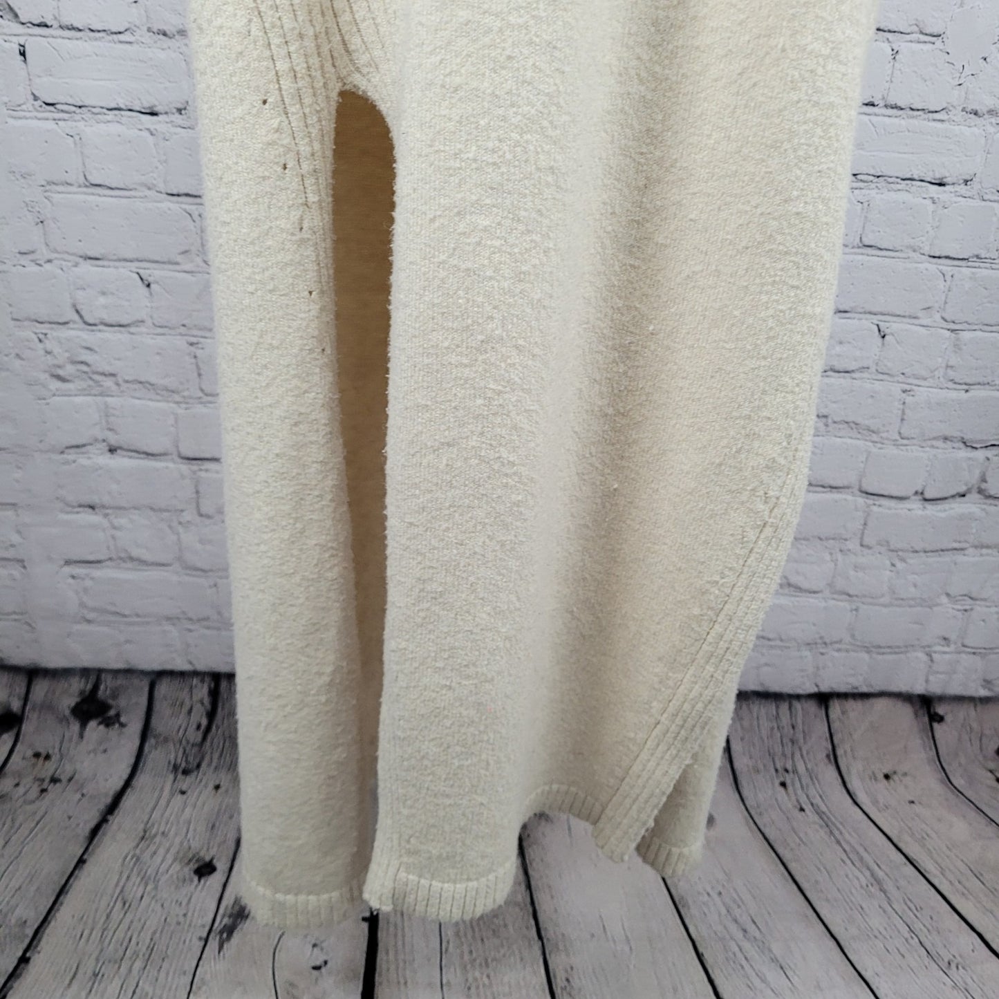 Free People Beige Plunge Long Sleeve Side Slits Maxi Sweater Dress Size Medium M