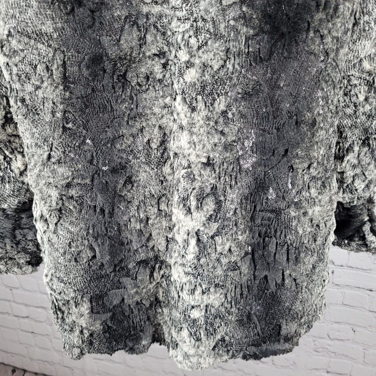 Stevie Mac New York Grey Faux Fur Sequin Pockets Snap Lined Over Coat Size 10
