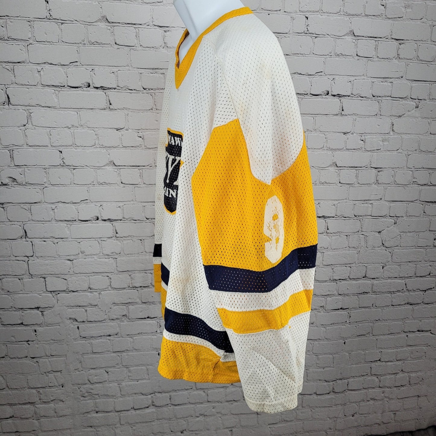 Oshawa Saints Dwyer #9 White Yellow Navy Long Sleeve Hockey Jersey XXL