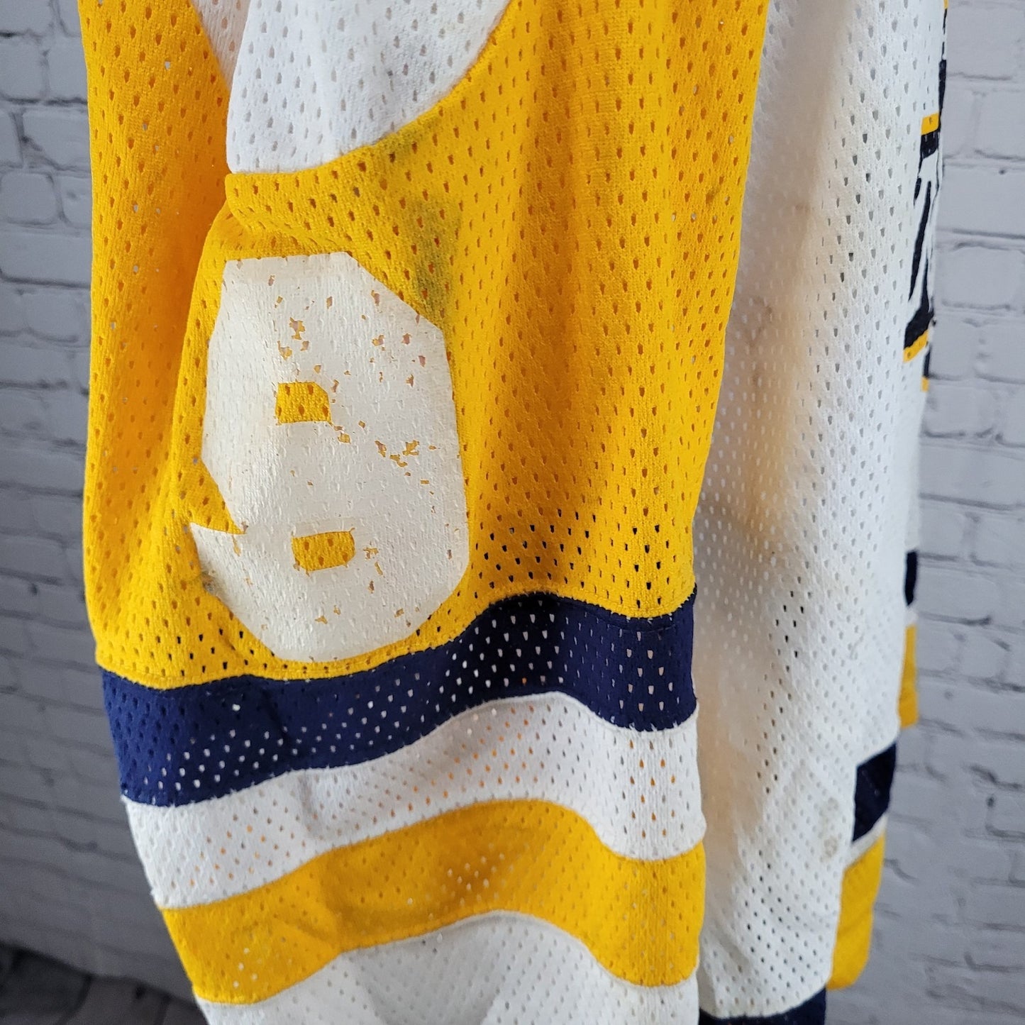 Oshawa Saints Dwyer #9 White Yellow Navy Long Sleeve Hockey Jersey XXL