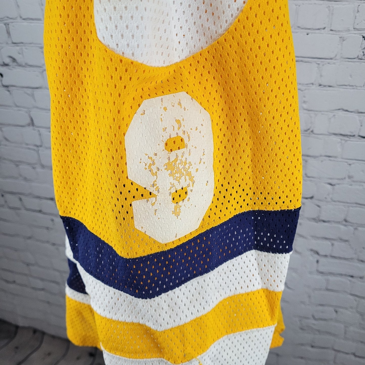 Oshawa Saints Dwyer #9 White Yellow Navy Long Sleeve Hockey Jersey XXL