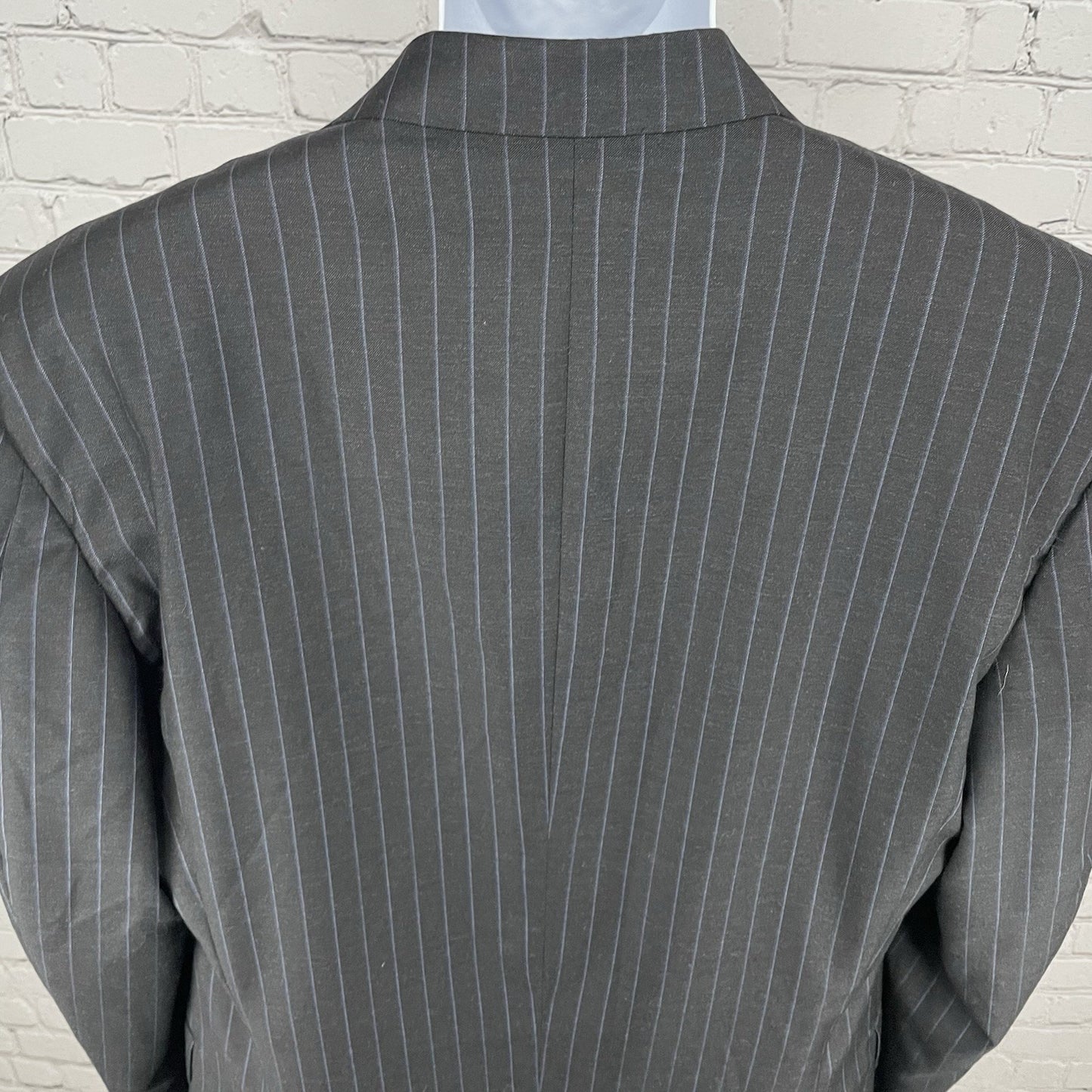 Hickey Freeman Black Pinstripe Super 130’s Blazer Sport Coat USA Made Size 42L