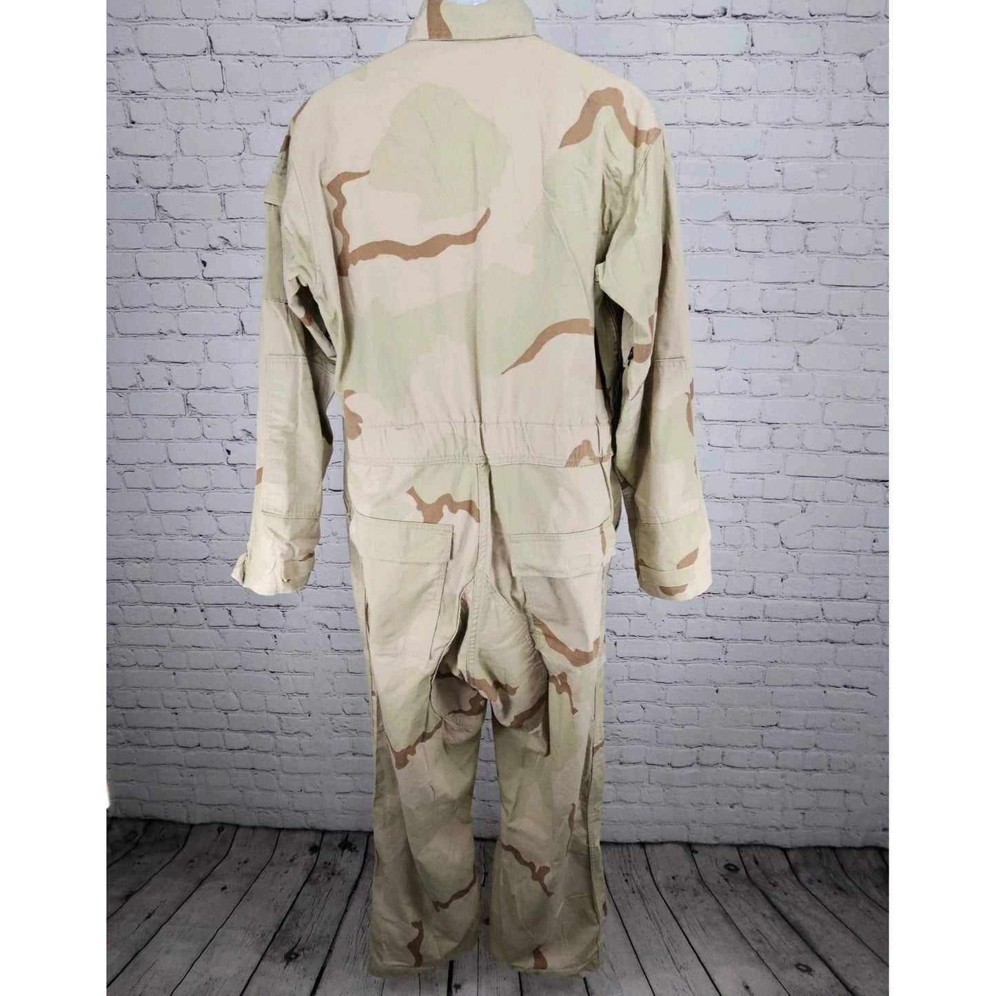 US Military Desert Camouflage Mechanics Cold Weather Uniform Coveralls Large L