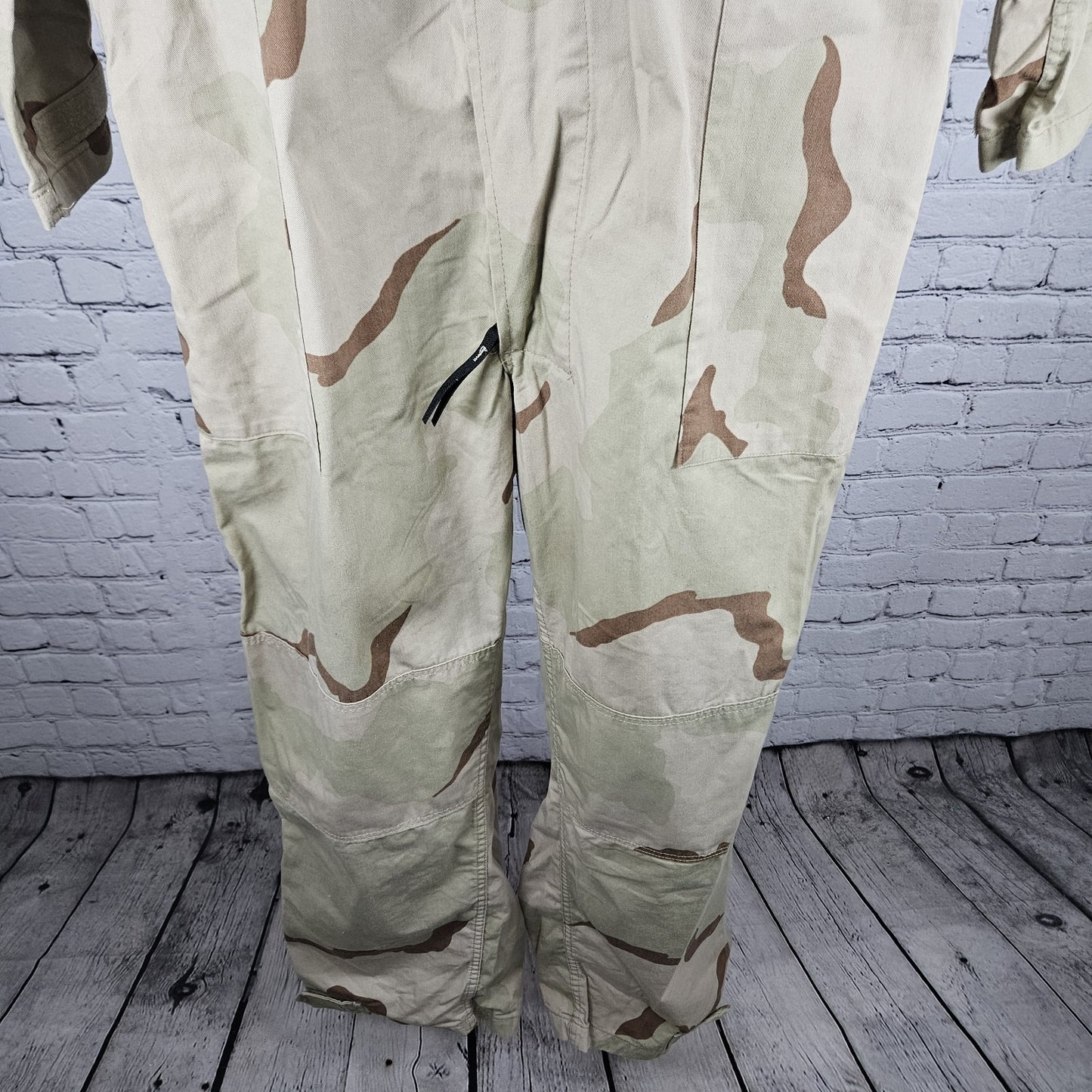 US Military Desert Camouflage Mechanics Cold Weather Uniform Coveralls Large L