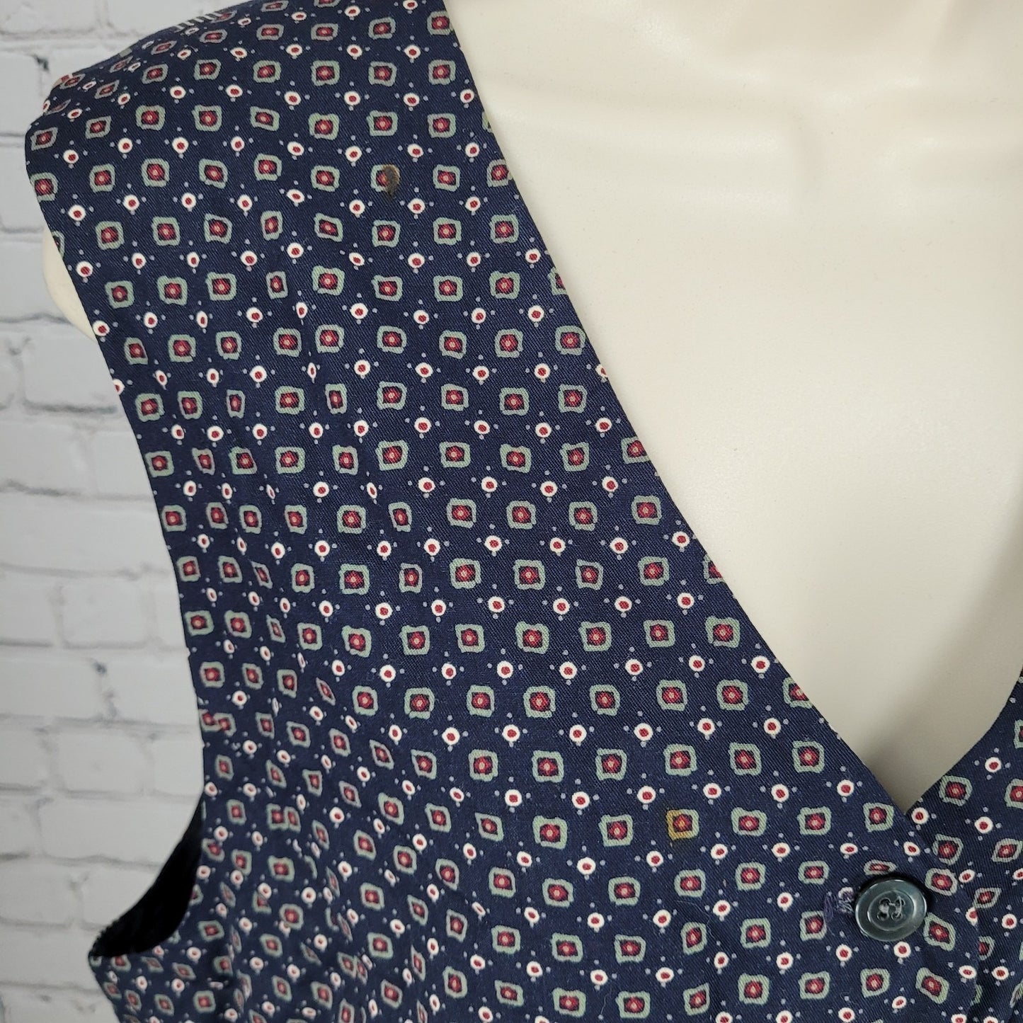 VTG Talbots Navy Geometric Lightweight Buttoned Lined Vest Size Medium M