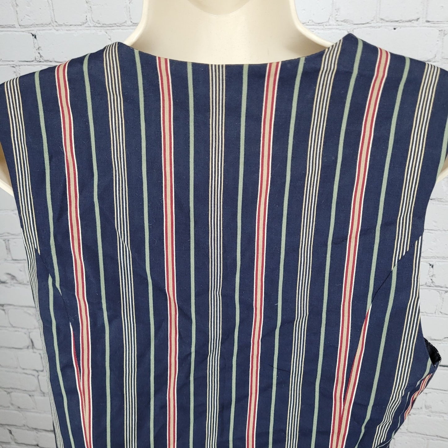VTG Talbots Navy Geometric Lightweight Buttoned Lined Vest Size Medium M