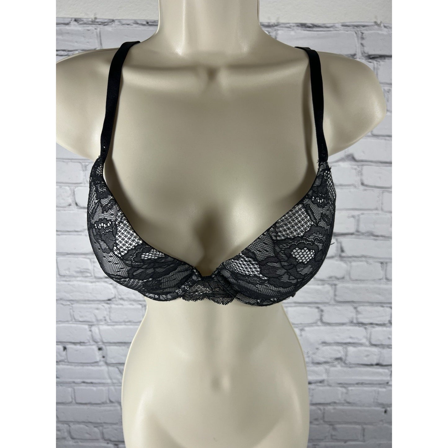 Victoria’s Secret Black Lace Biofit Demi Uplift Underwire Lightly Padded Bra 34D