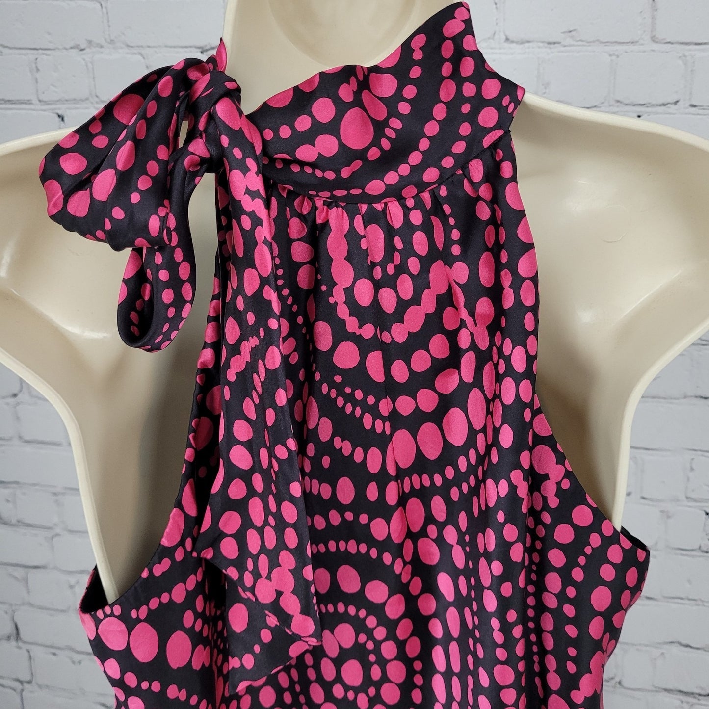 INC Black Pink 100% Silk Dots Sleeveless High Neck Tie Lined Top Blouse 14