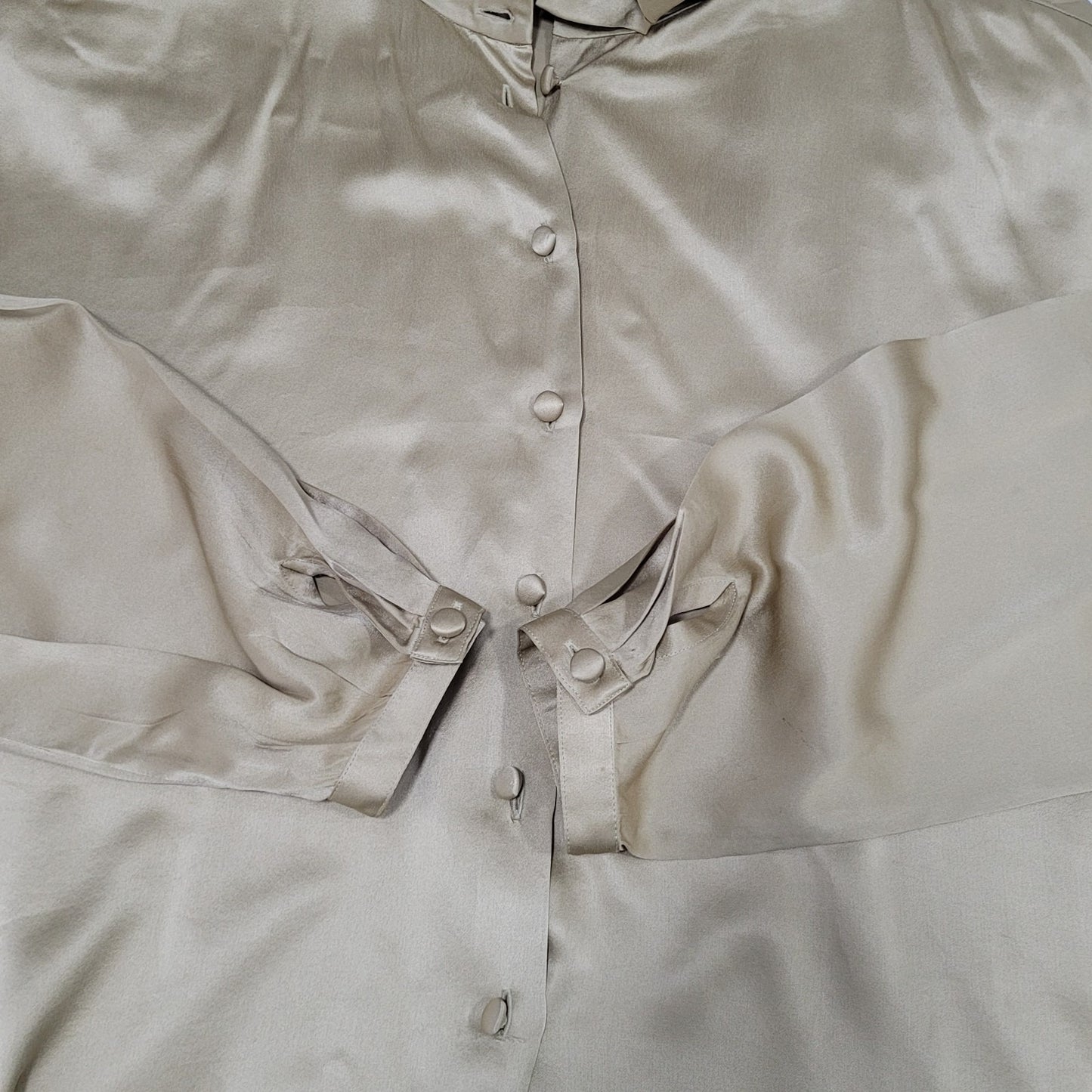 Dana Buchman Gold 100% Silk Button Up Long Sleeve Padded Blouse Shirt Size 14