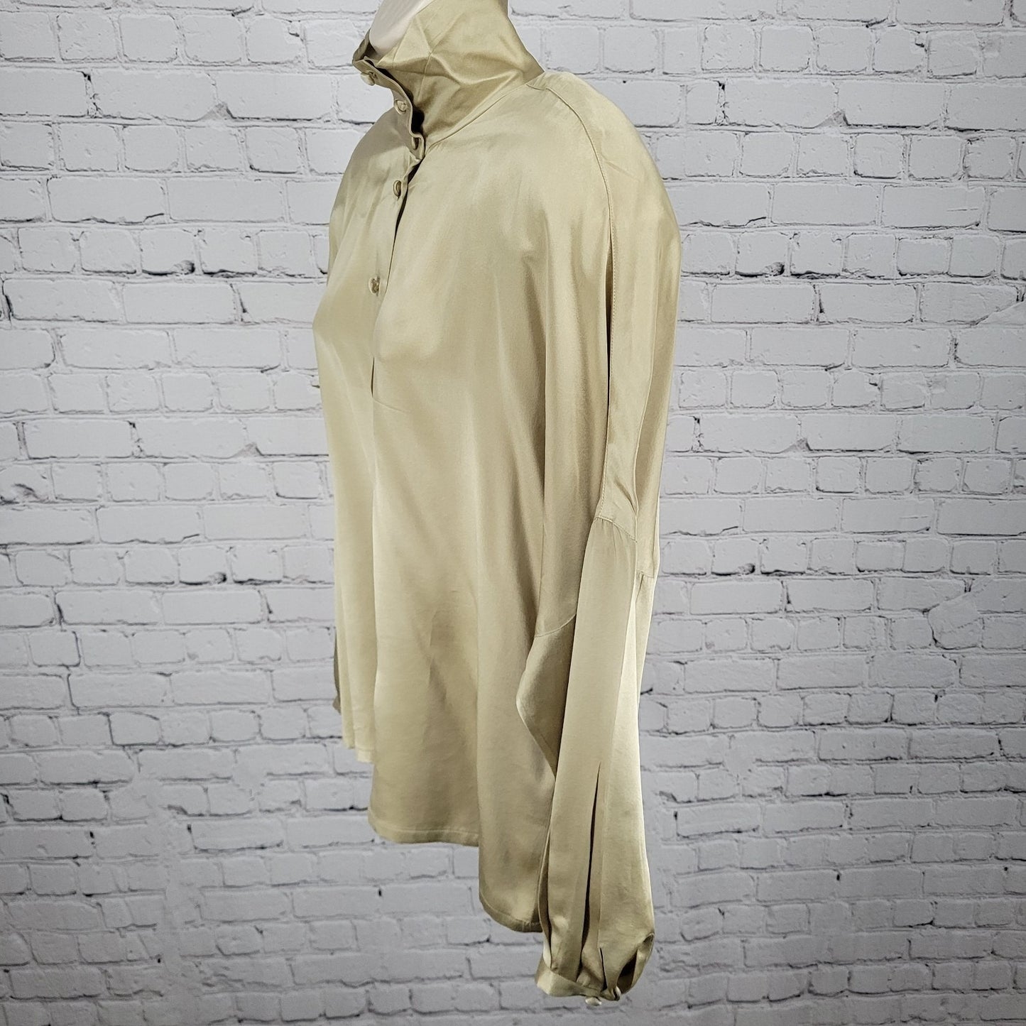 Dana Buchman Gold 100% Silk Button Up Long Sleeve Padded Blouse Shirt Size 14