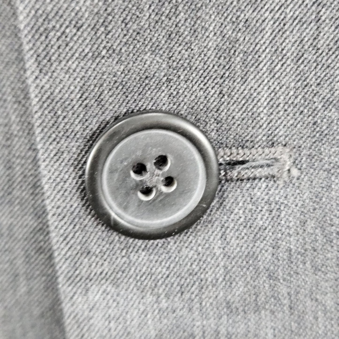 Egara Grey 100% Wool Full Suit Set 2 Piece Peak 2 Button Slim Fit Blazer 44L/38